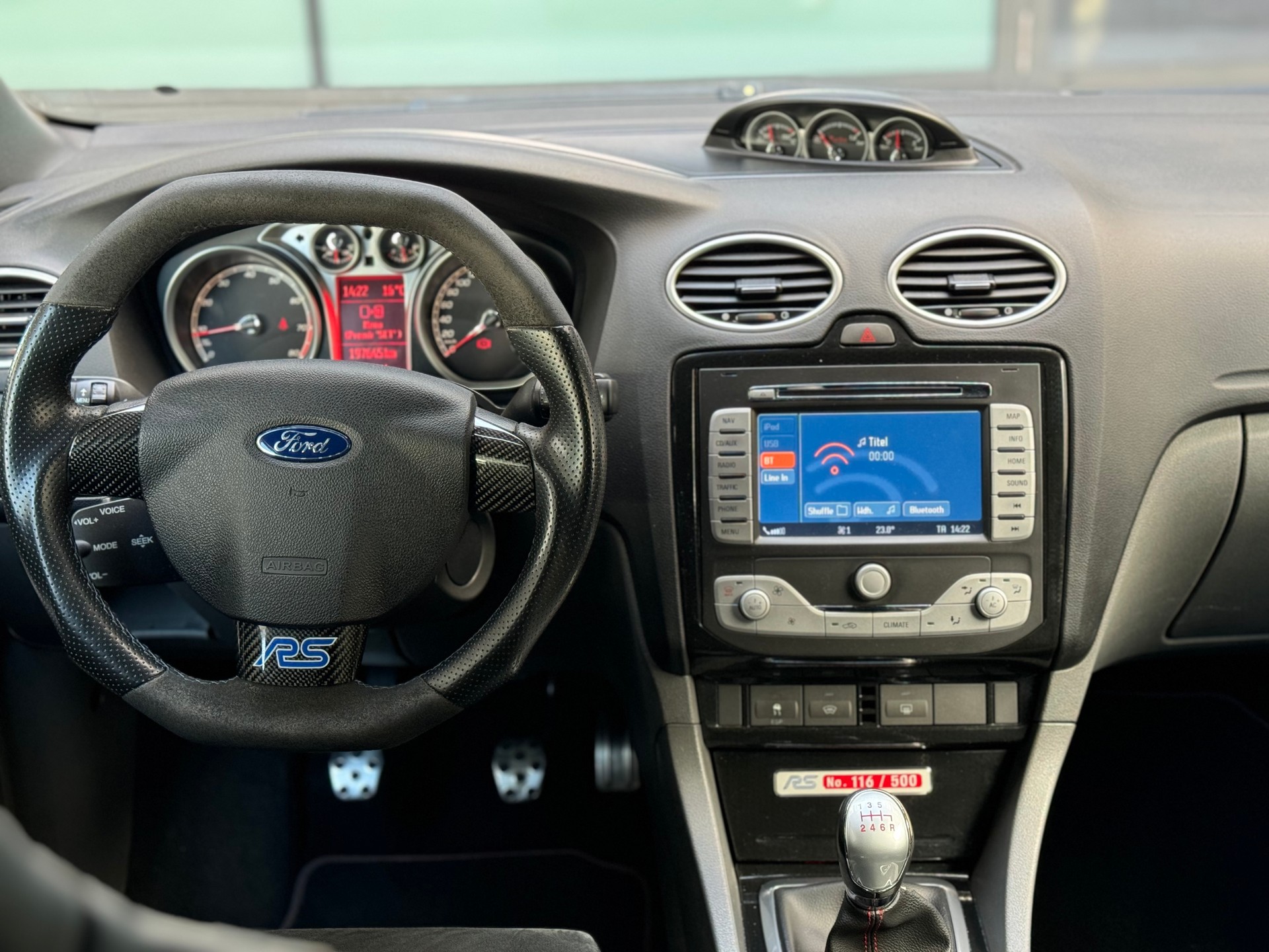 FORD Focus 2.5 Turbo RS500-image-14