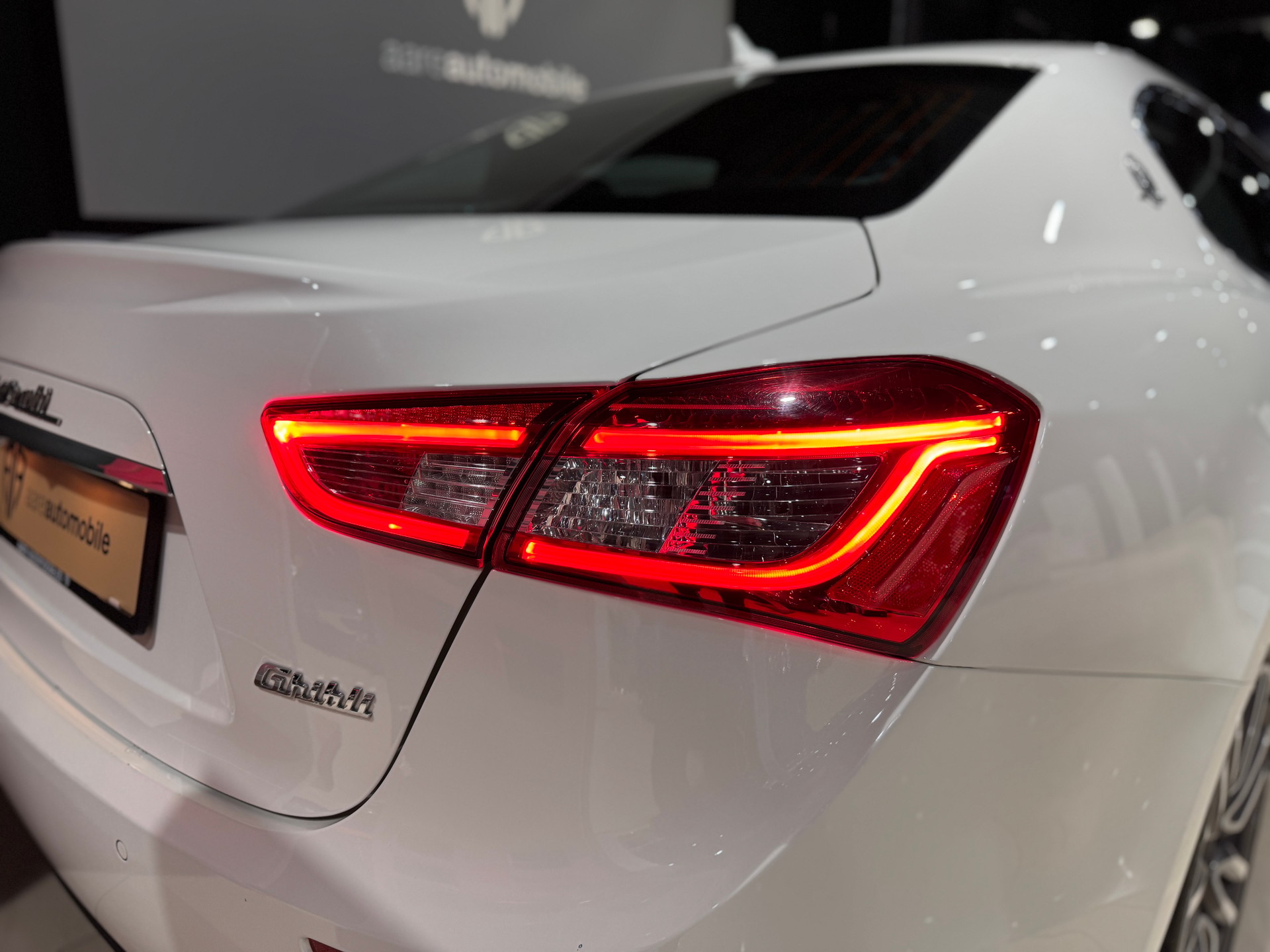 MASERATI Ghibli D 3.0 V6 Automatica-image-6