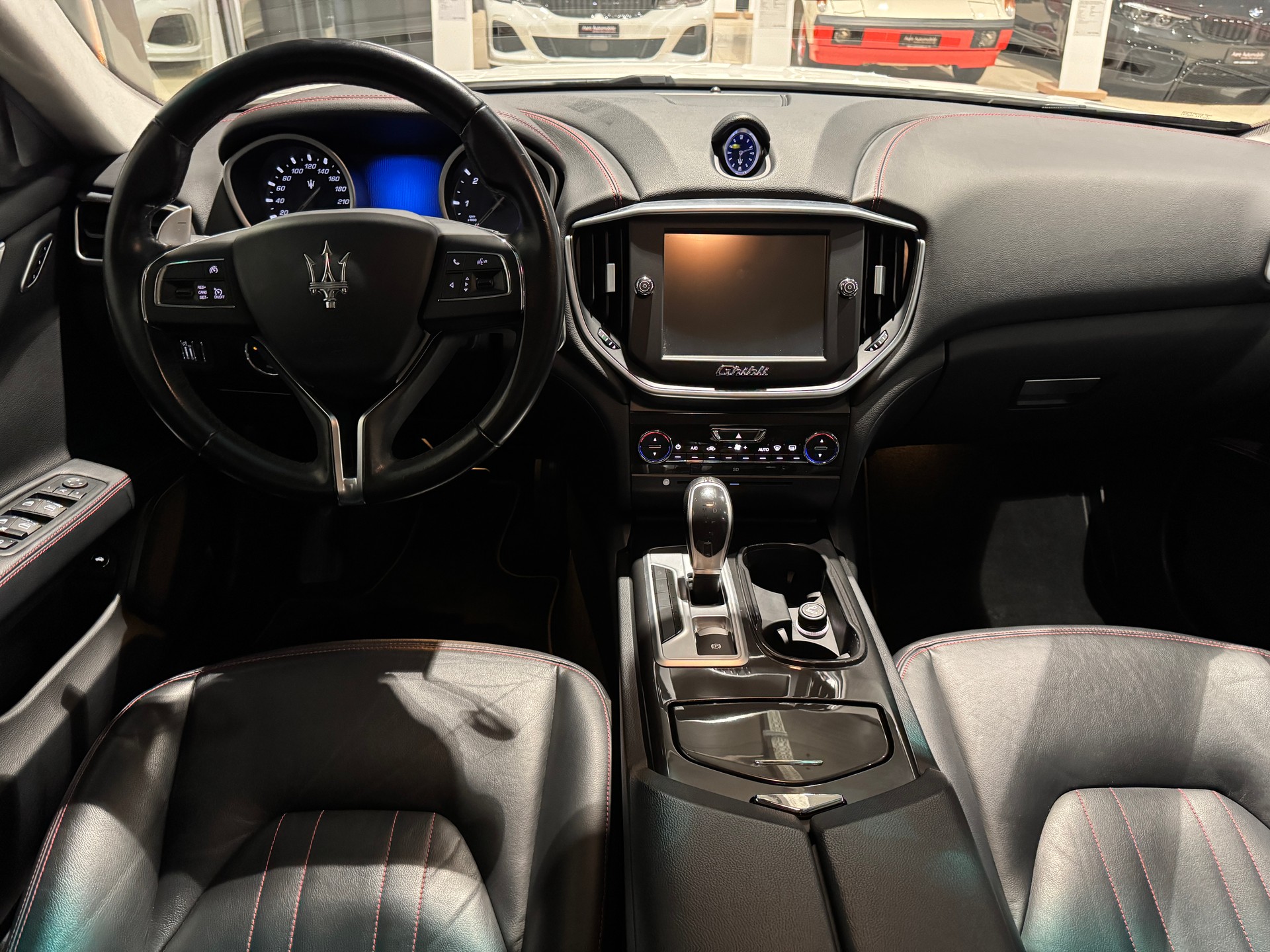 MASERATI Ghibli D 3.0 V6 Automatica-image-8