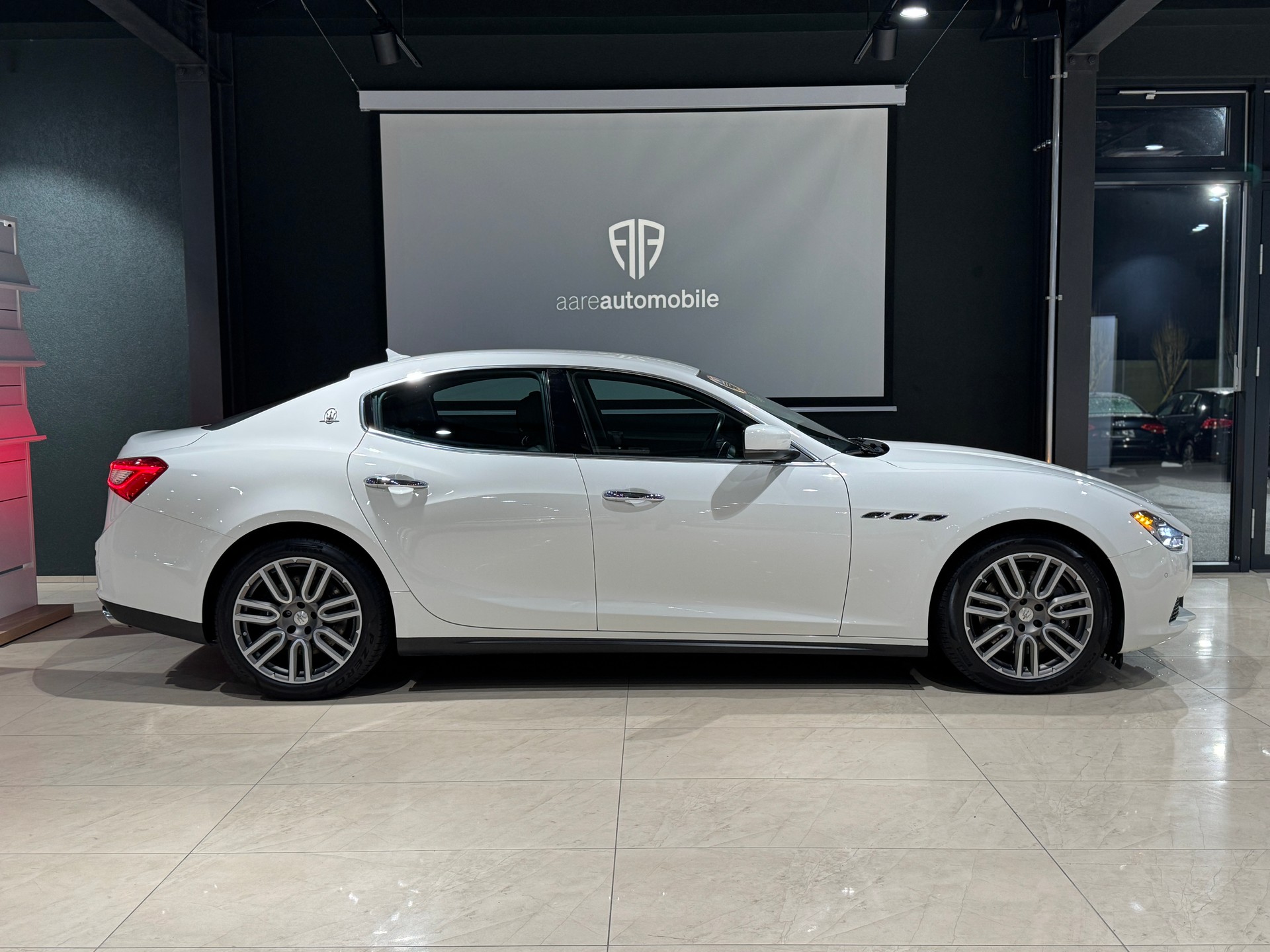 MASERATI Ghibli D 3.0 V6 Automatica-image-4