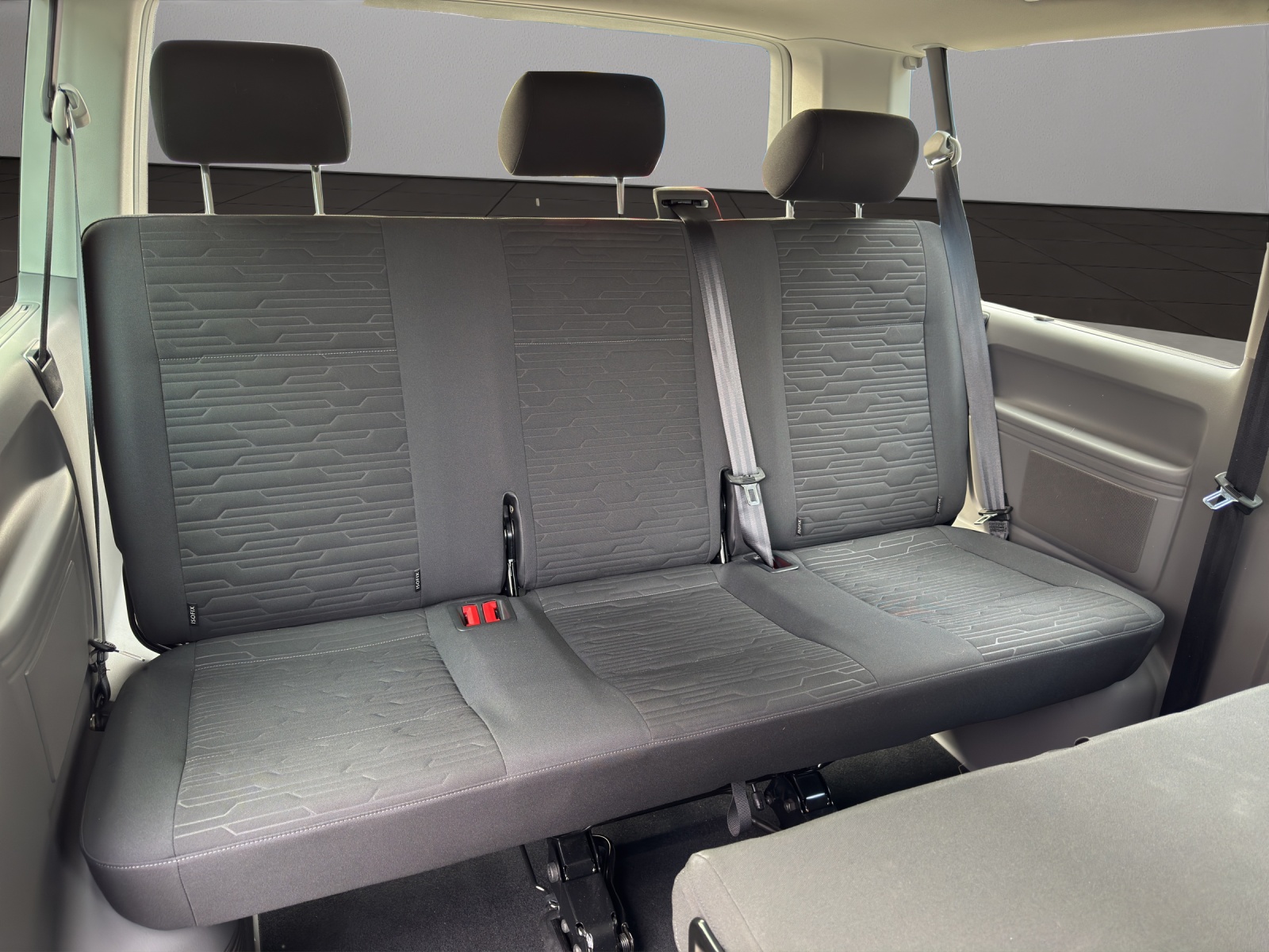 VW T6.1 2.0 TDI DSG CARAVELLE COMFORTLINE-image-18