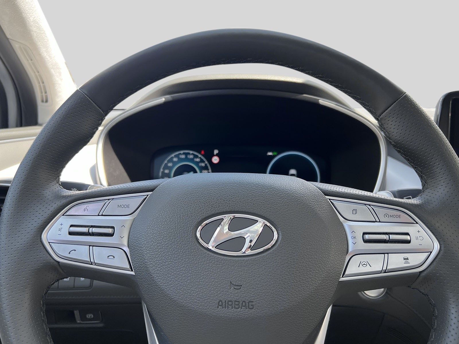 HYUNDAI Santa Fe 1.6 T-GDi PHEV Vertex 4WD Automatic-image-7