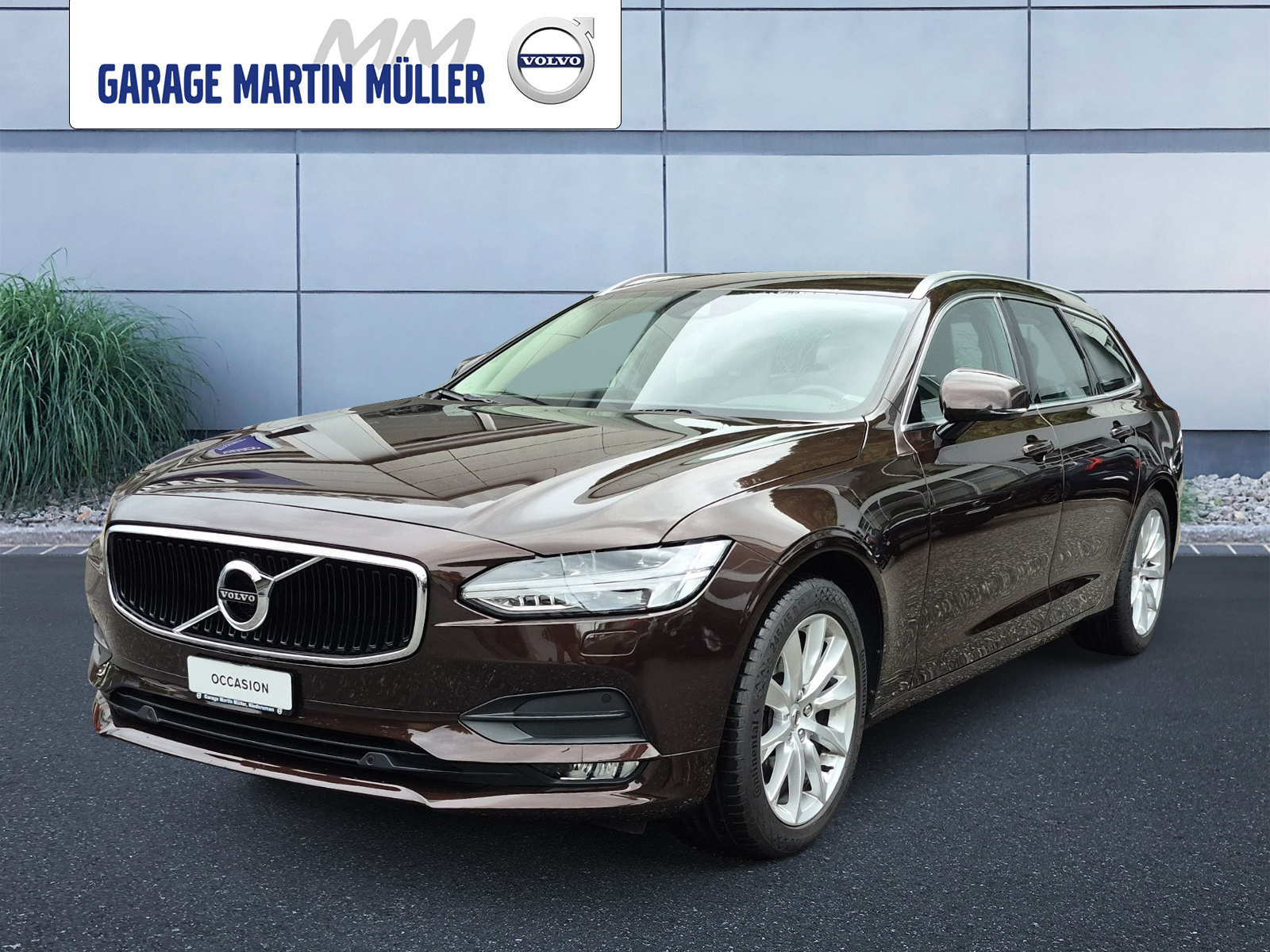 VOLVO V90 2.0 T4 Momentum-image-0