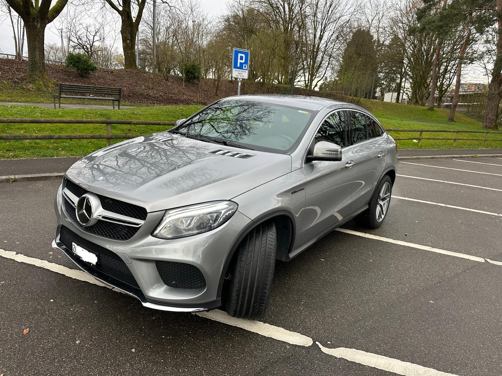 MERCEDES-BENZ GLE Coupé 350 d 4Matic 9G-Tronic-image-2