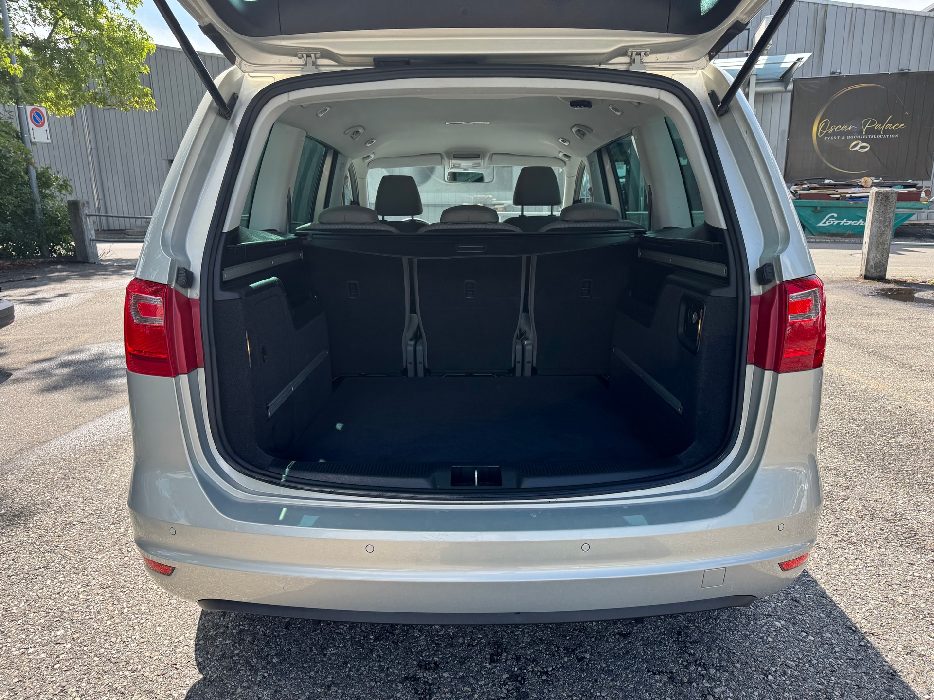 SEAT Alhambra 2.0 TDI Reference Eco DSG ** Navigation ** PDC V+H ** Rückfahrkamera ** MF-Lenkrad, Tempomat, **-image-13