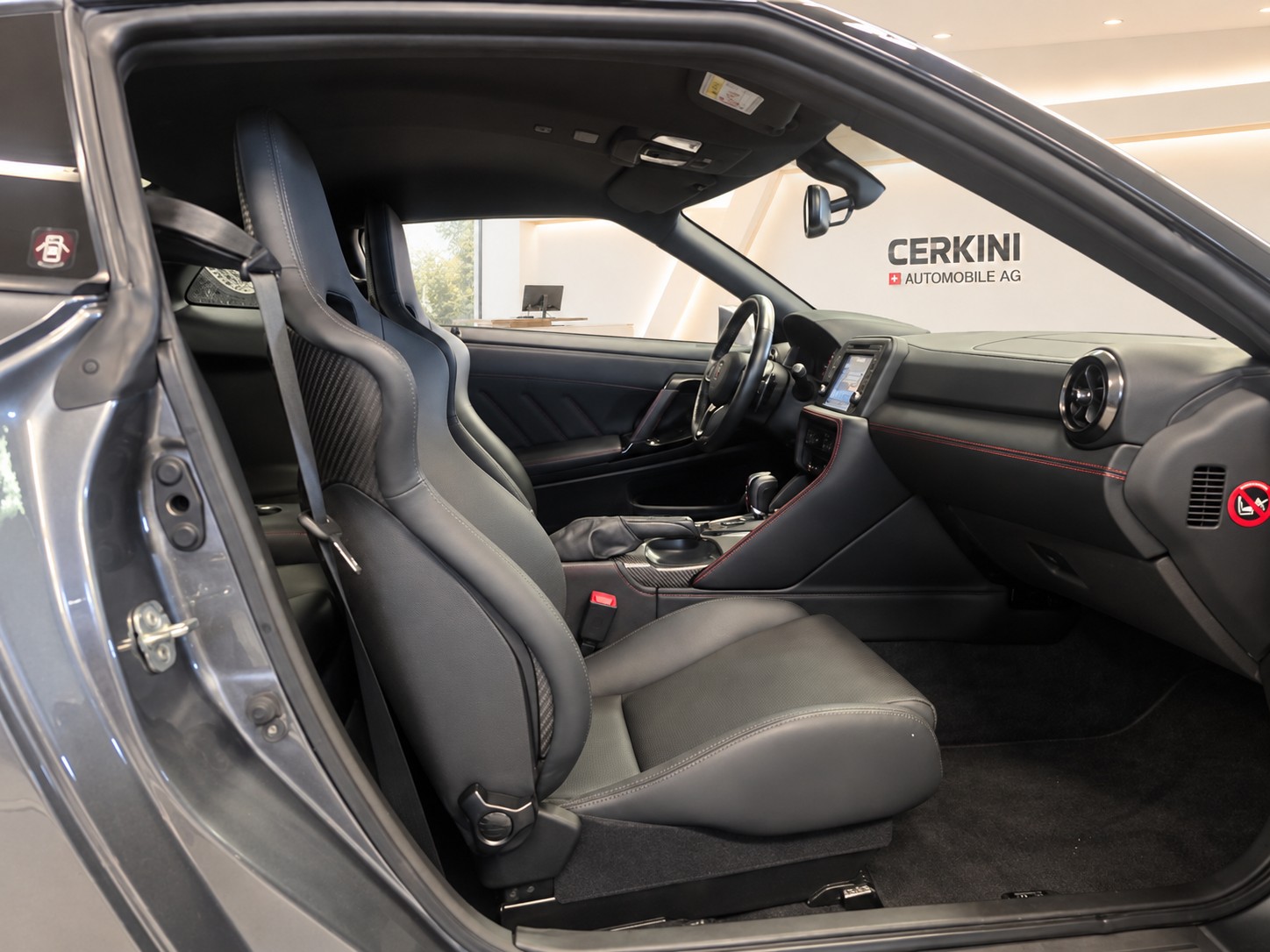 NISSAN GT-R 3.8 V6 Biturbo *TRACK EDITION * NISMO-FAHRWERK * RECARO SPORTSITZE * CARBON-AERODYNAMIK *-image-10