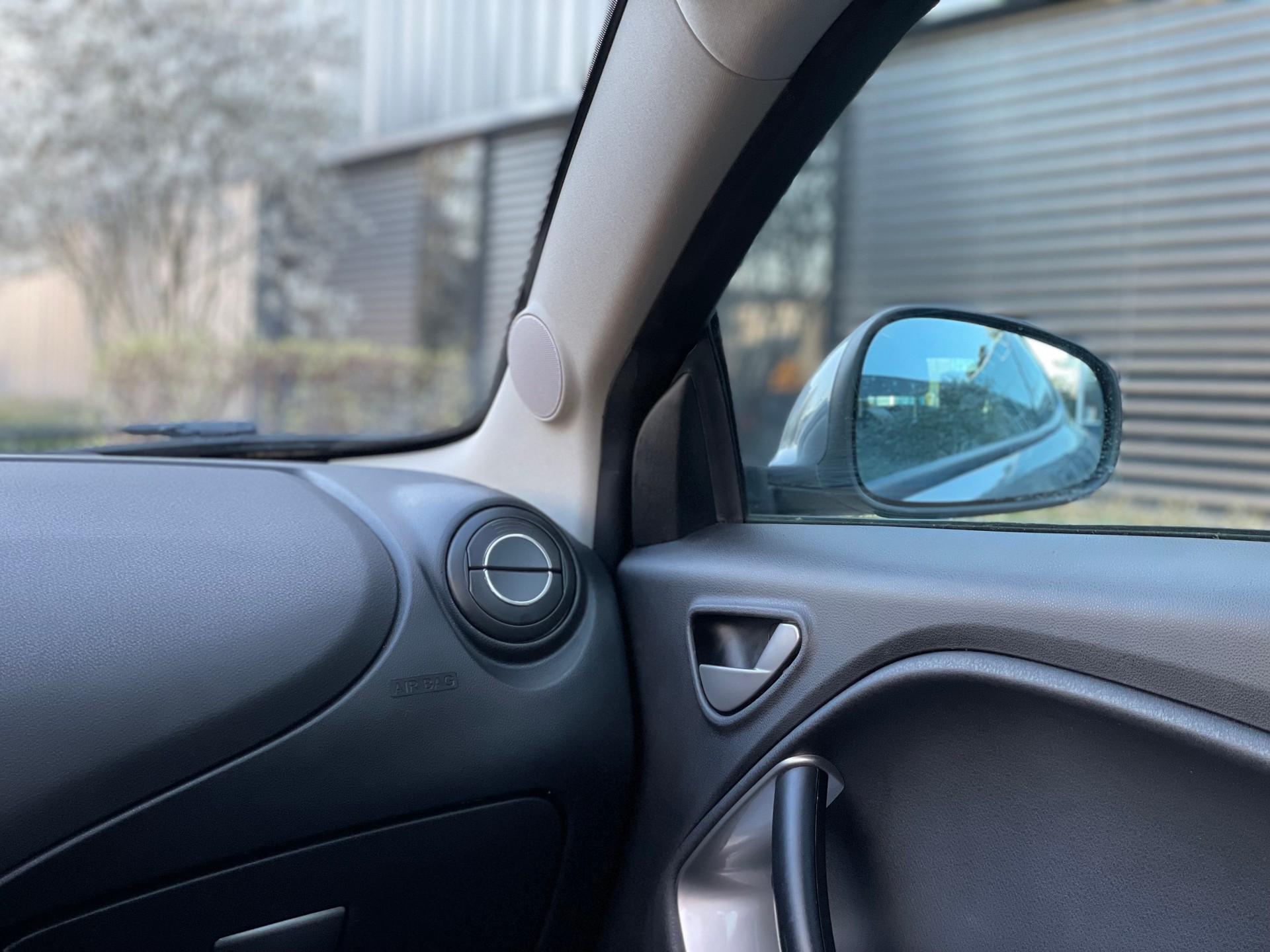 ALFA ROMEO MiTo 1.6 JTD Progression-image-9