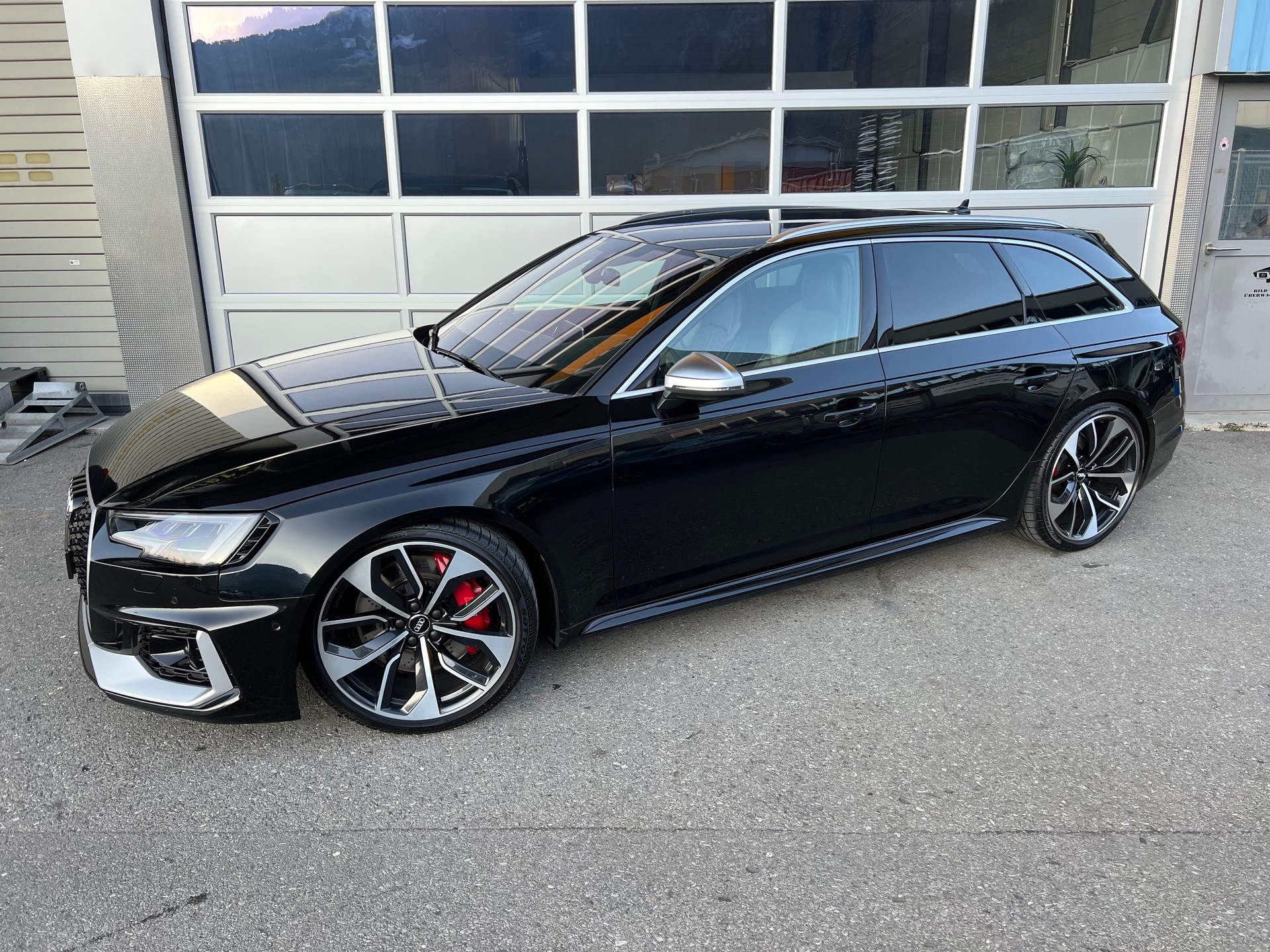 AUDI RS4 Avant 2.9 TFSI 4x4 tiptronic *** ABT POWER 510 PS ***-showroom-element-3