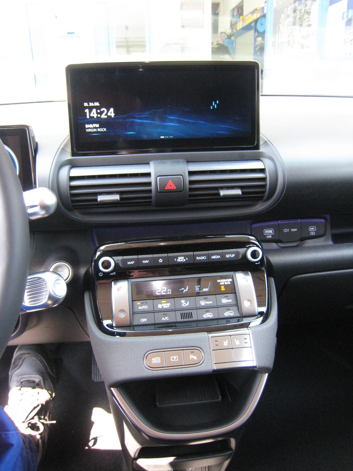 HYUNDAI Inster 49kWh Vertex-image-6