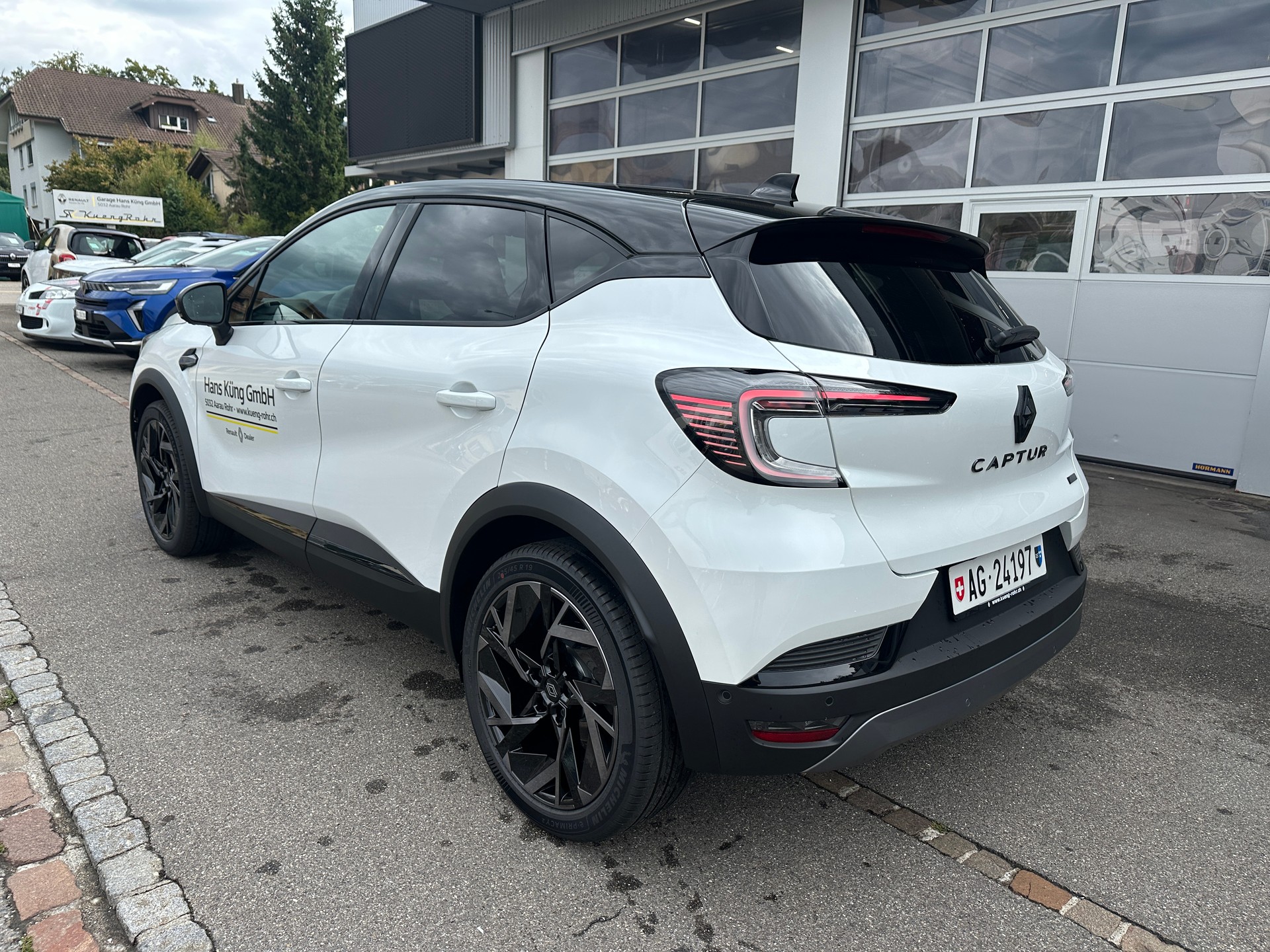 RENAULT CAPTUR E-TECH FULL HYBRID esprit Alpine full hybrid E-Tech 160-showroom-element-1