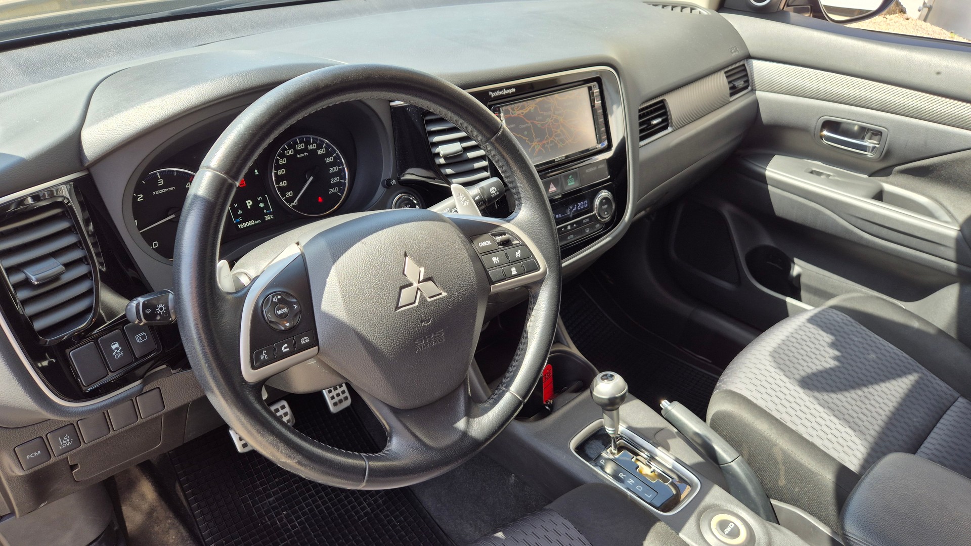 MITSUBISHI Outlander 2.2DID Intense AHK bis 2.0t-image-6