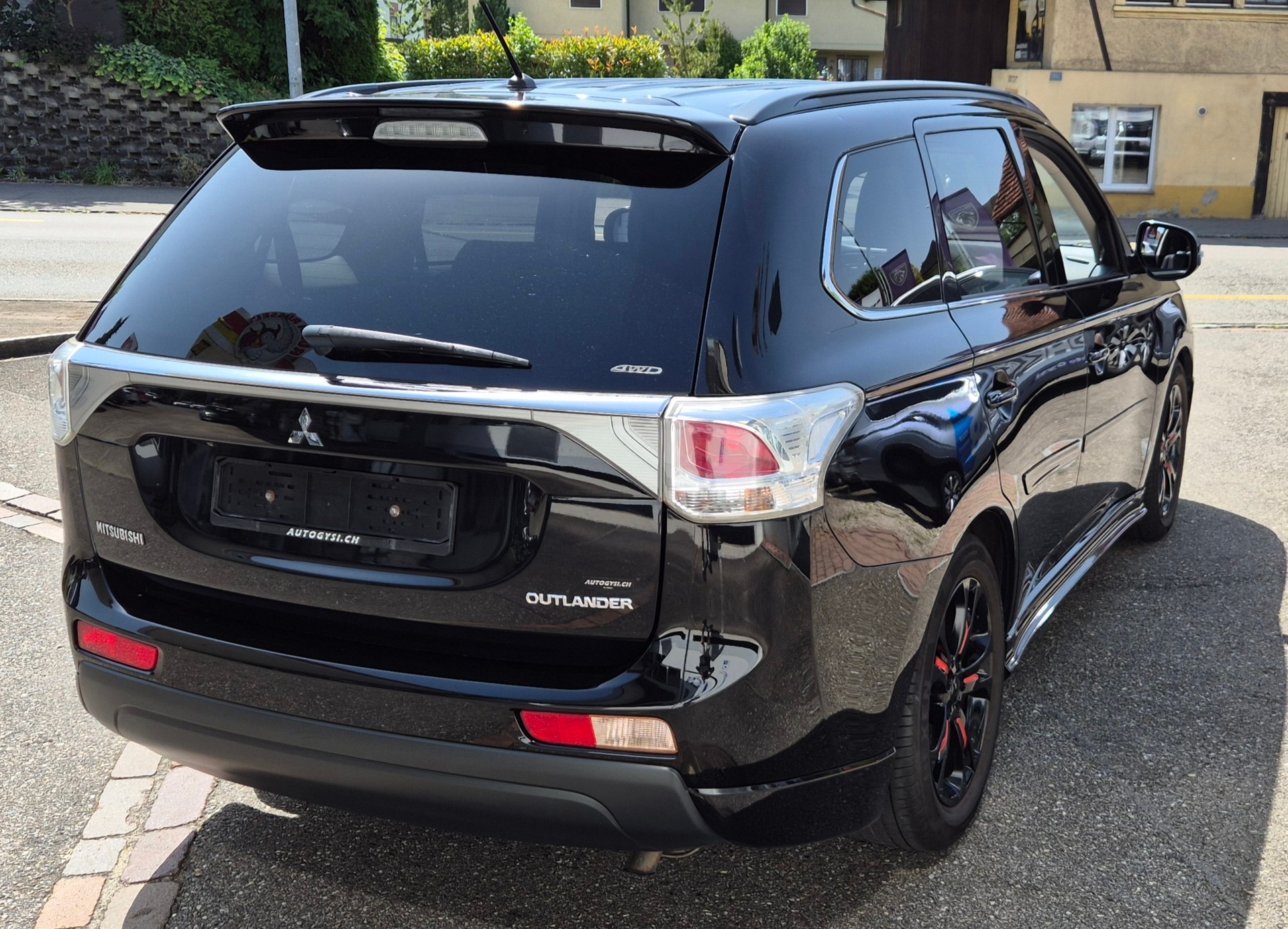 MITSUBISHI Outlander 2.2DID Intense AHK bis 2.0t-image-2