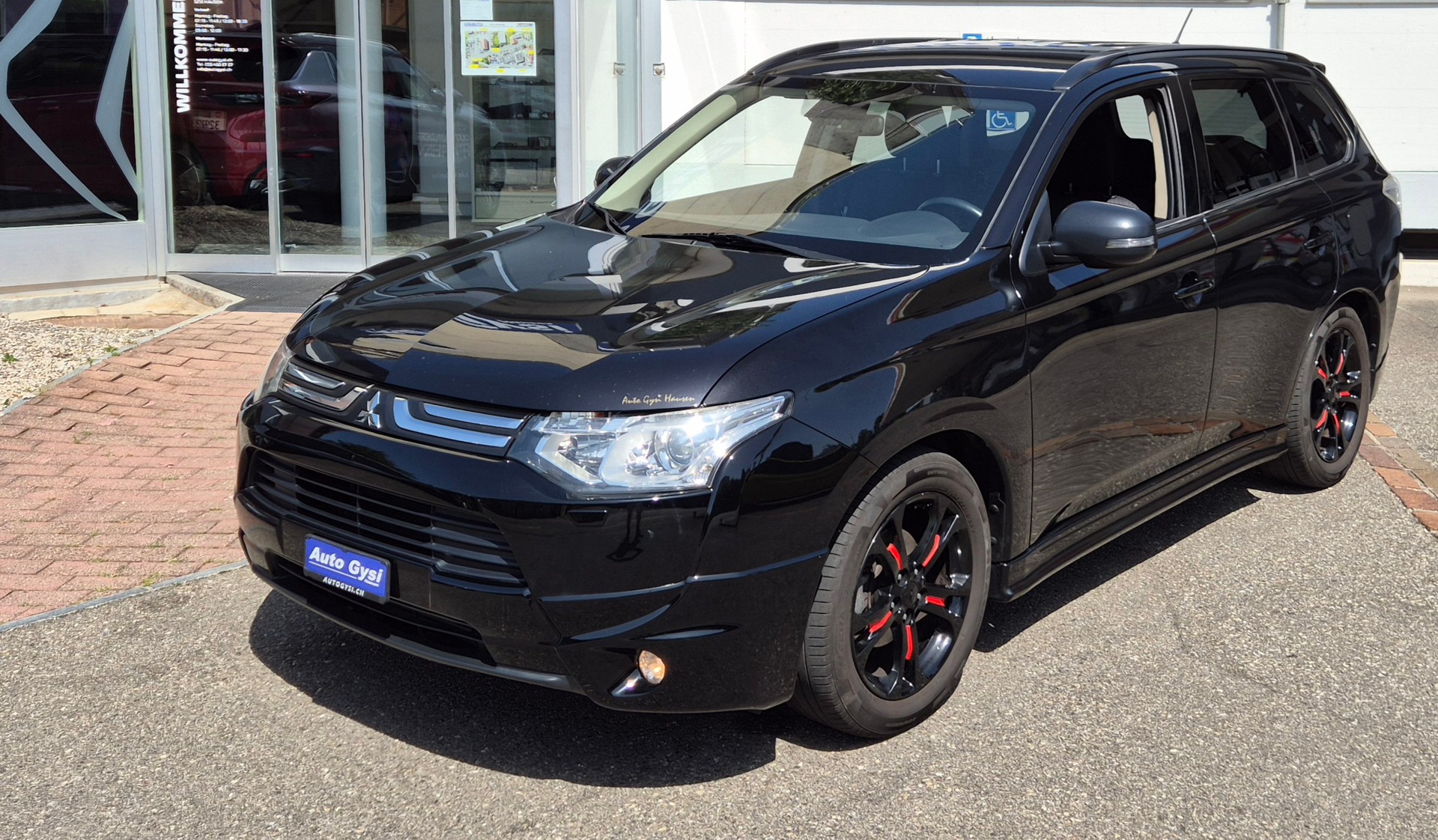 MITSUBISHI Outlander 2.2DID Intense AHK bis 2.0t-image-0