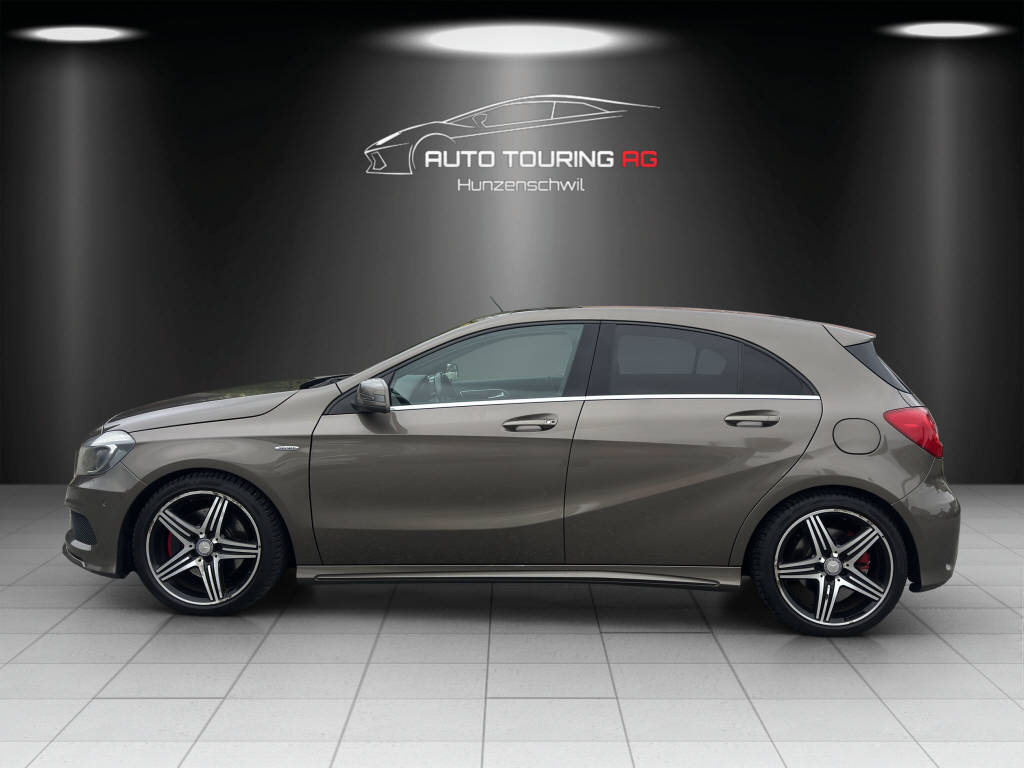 MERCEDES-BENZ A 250 Sport AMG Line-image-5