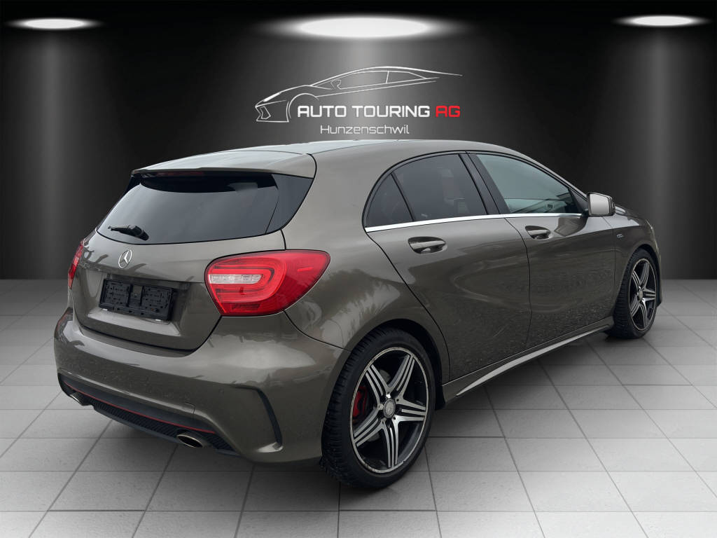 MERCEDES-BENZ A 250 Sport AMG Line-image-2