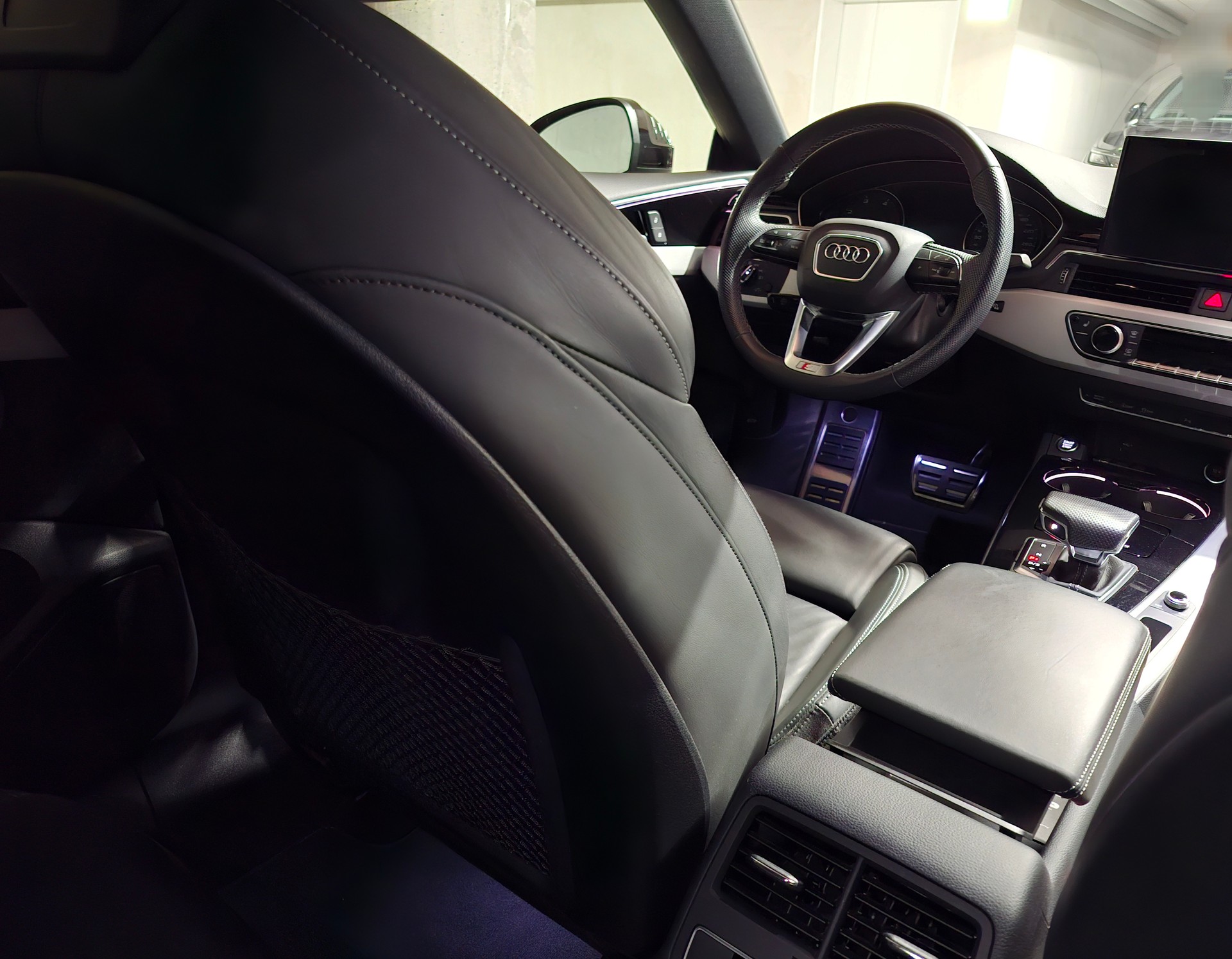 AUDI A5 Sportback 40 TDI S-Line quattro S-tronic-image-4