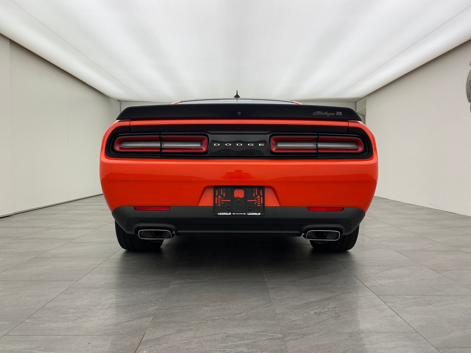 DODGE Challenger T/A 392 WB-image-4