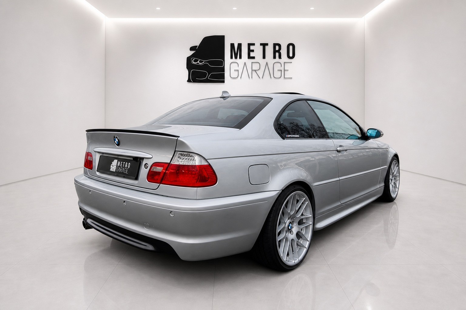 BMW 330Ci Coupé-image-4