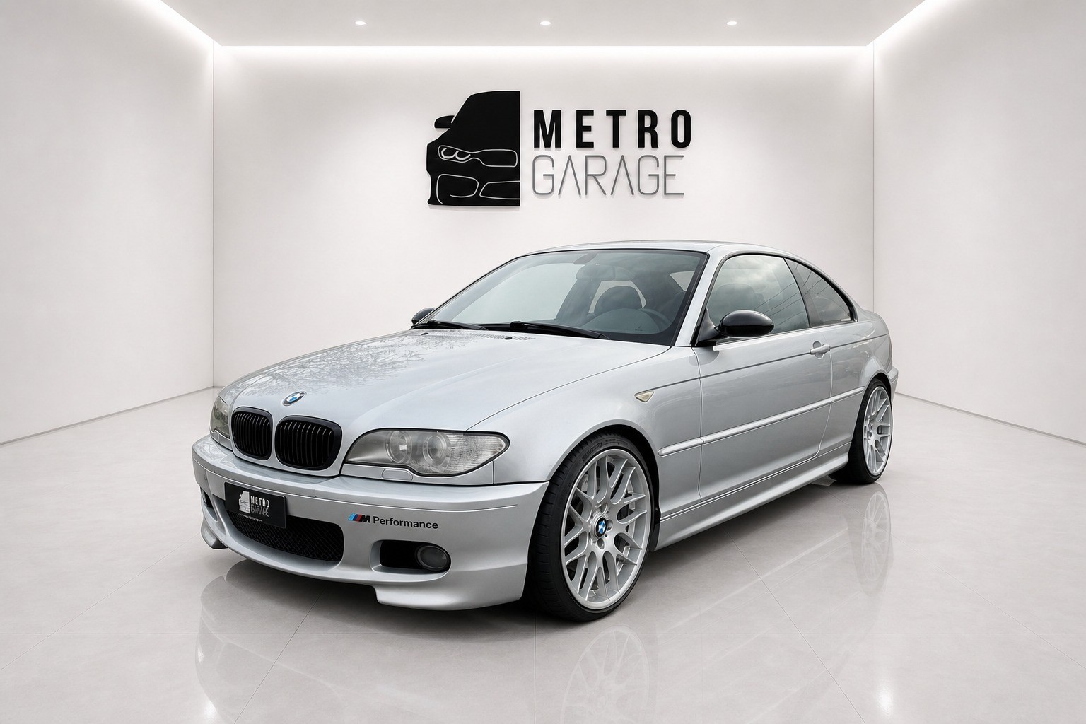 BMW 330Ci Coupé-image-0