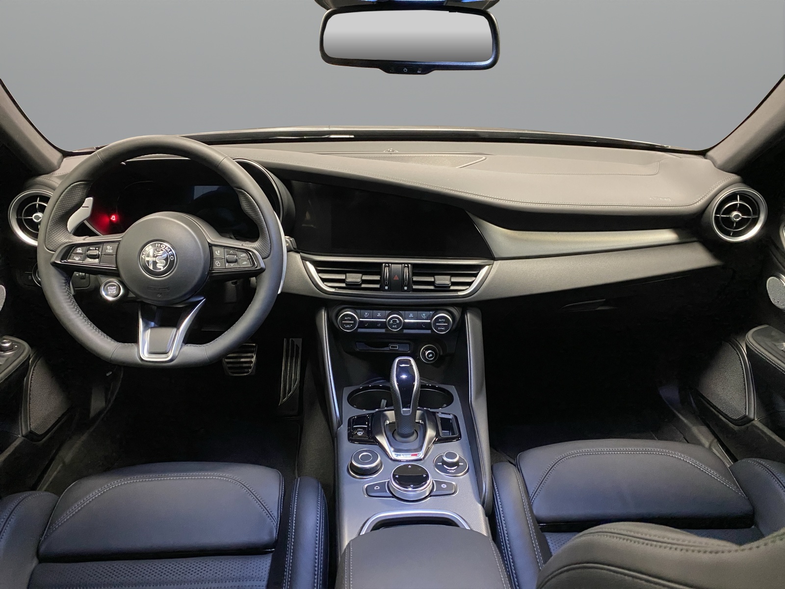 ALFA ROMEO Giulia 2.0 Q4 280 Veloce P-image-9