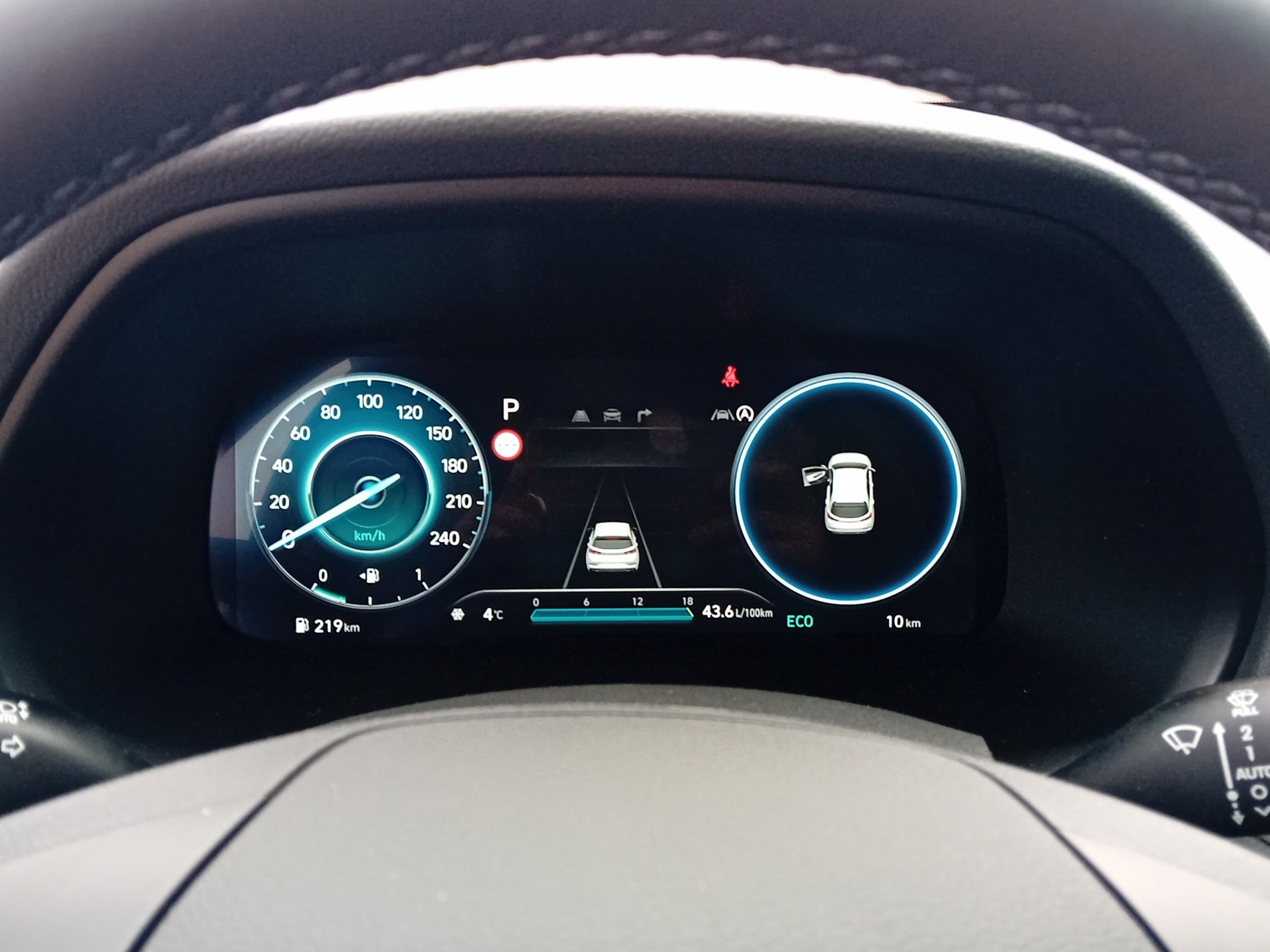 HYUNDAI i30 1.5 T-GDi Amplia-image-6