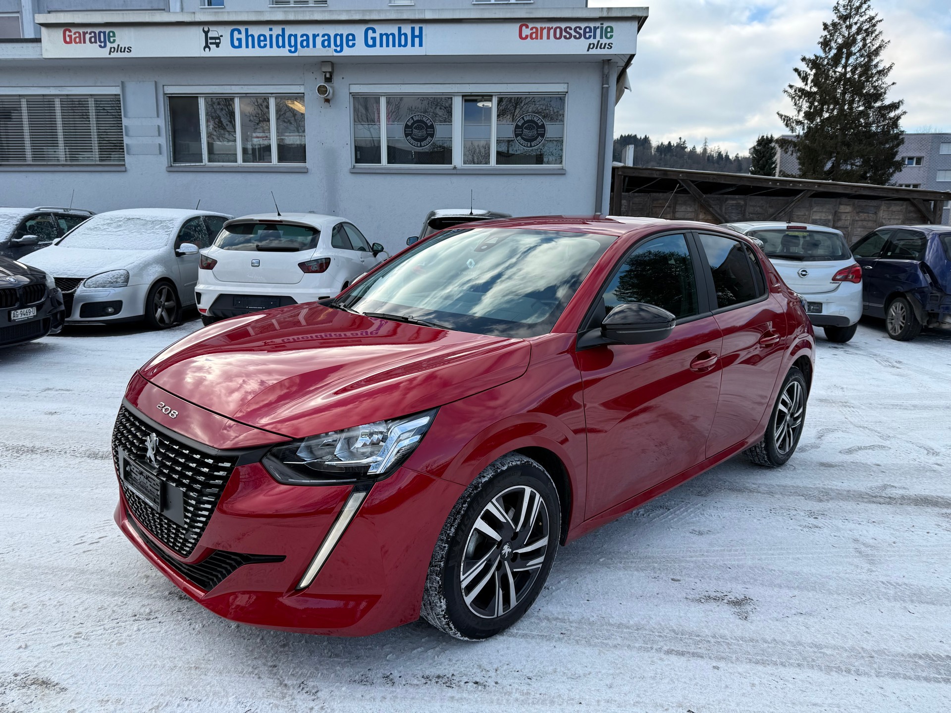 PEUGEOT 208 1.2 PureTech Active Pack EAT8-image-0