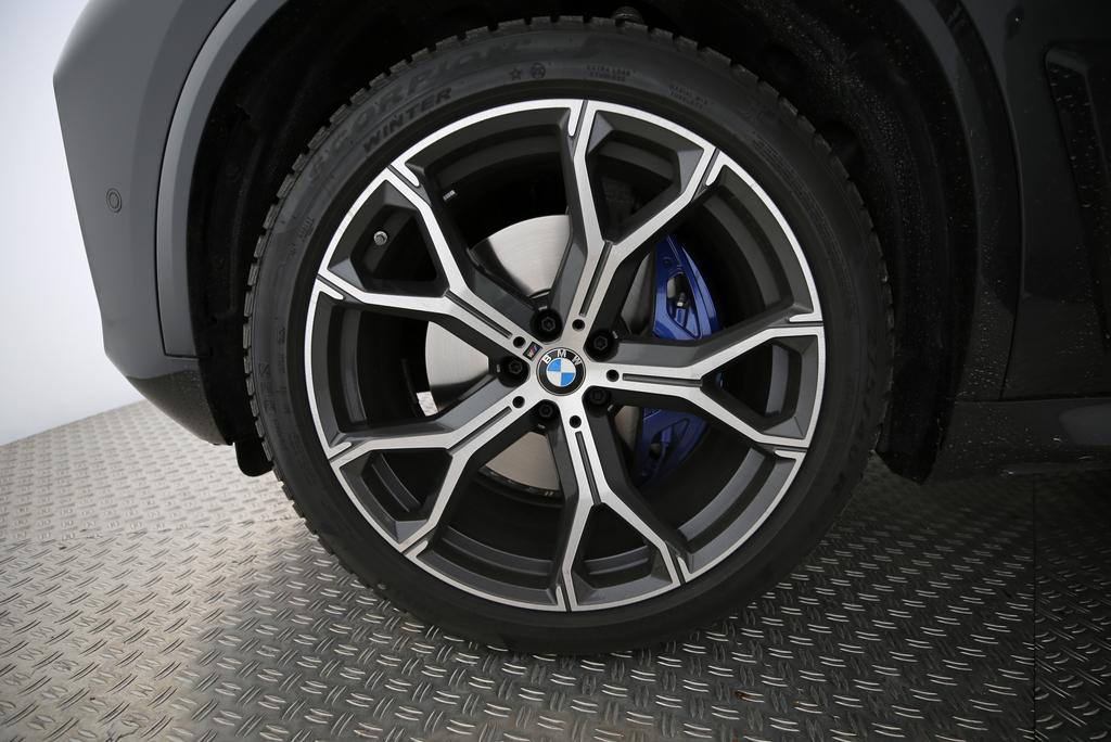 BMW X5 40d xDrive SAG-image-2