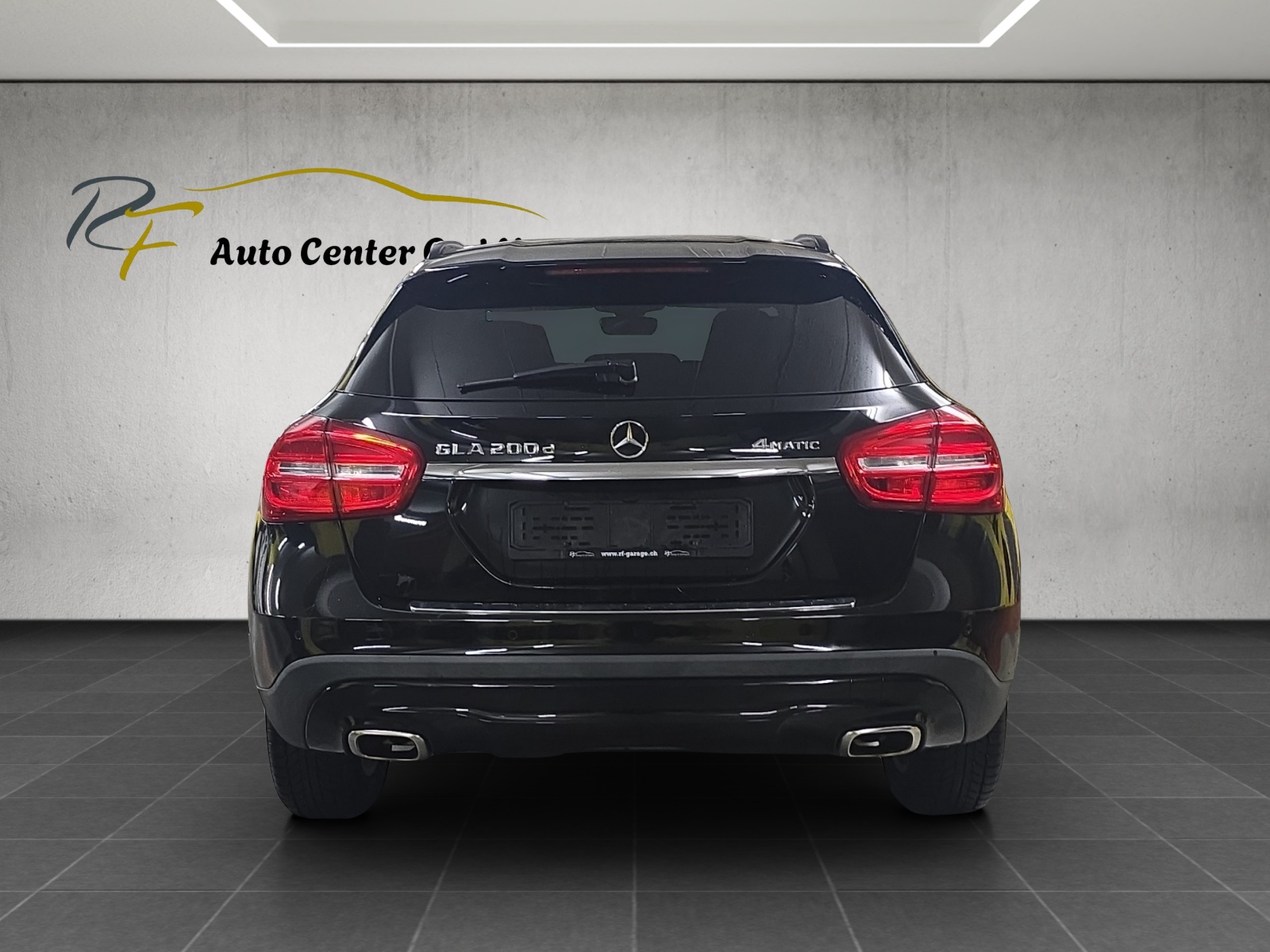 MERCEDES-BENZ GLA 200 CDI Swiss Star Edition Urban 4Matic 7G-DCT-image-4