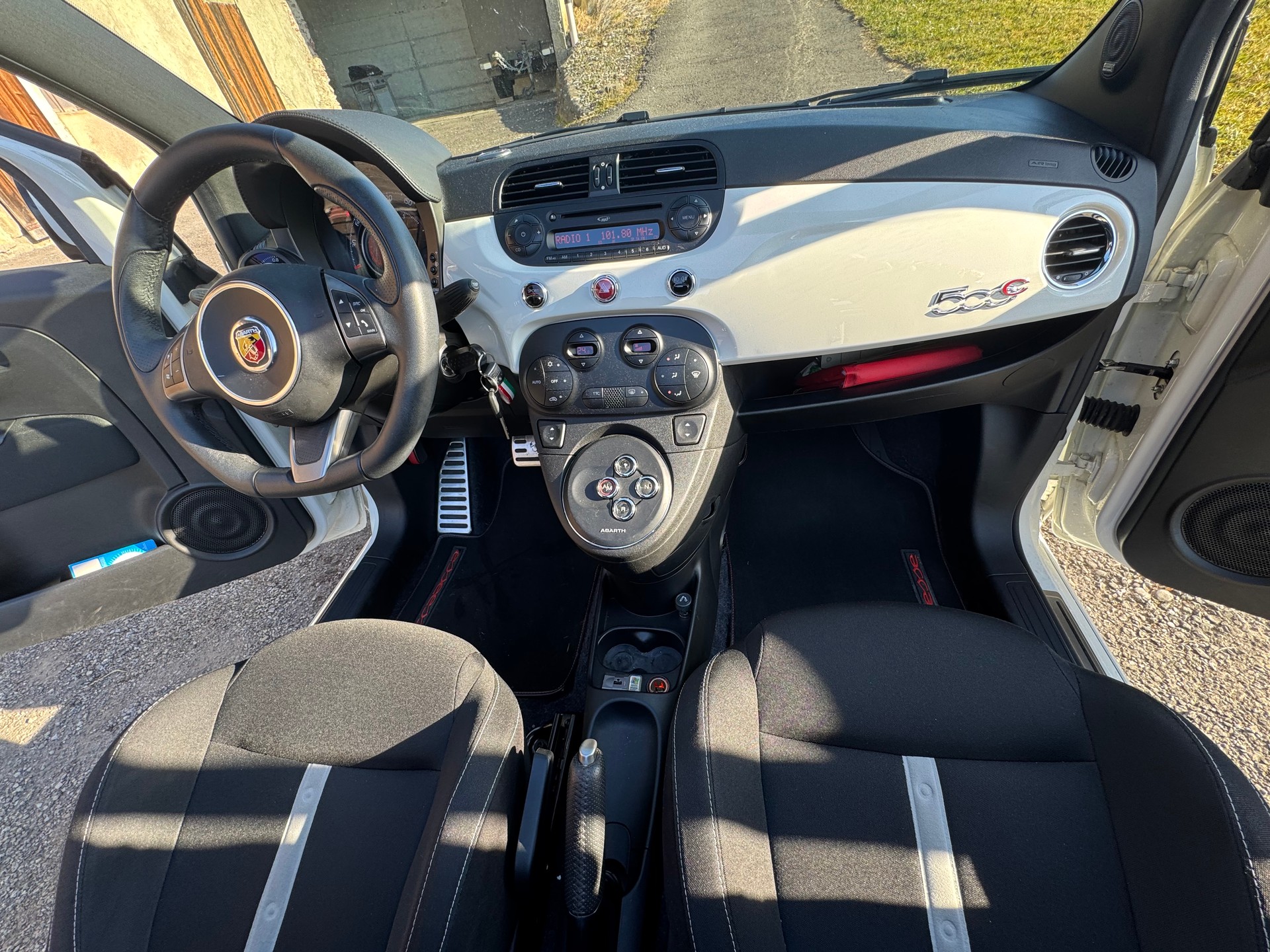 FIAT 500C 1.4 16V Turbo Abarth Dualogic Cabriolet-image-14