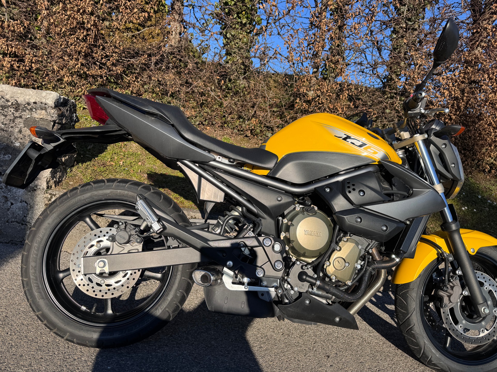 YAMAHA N