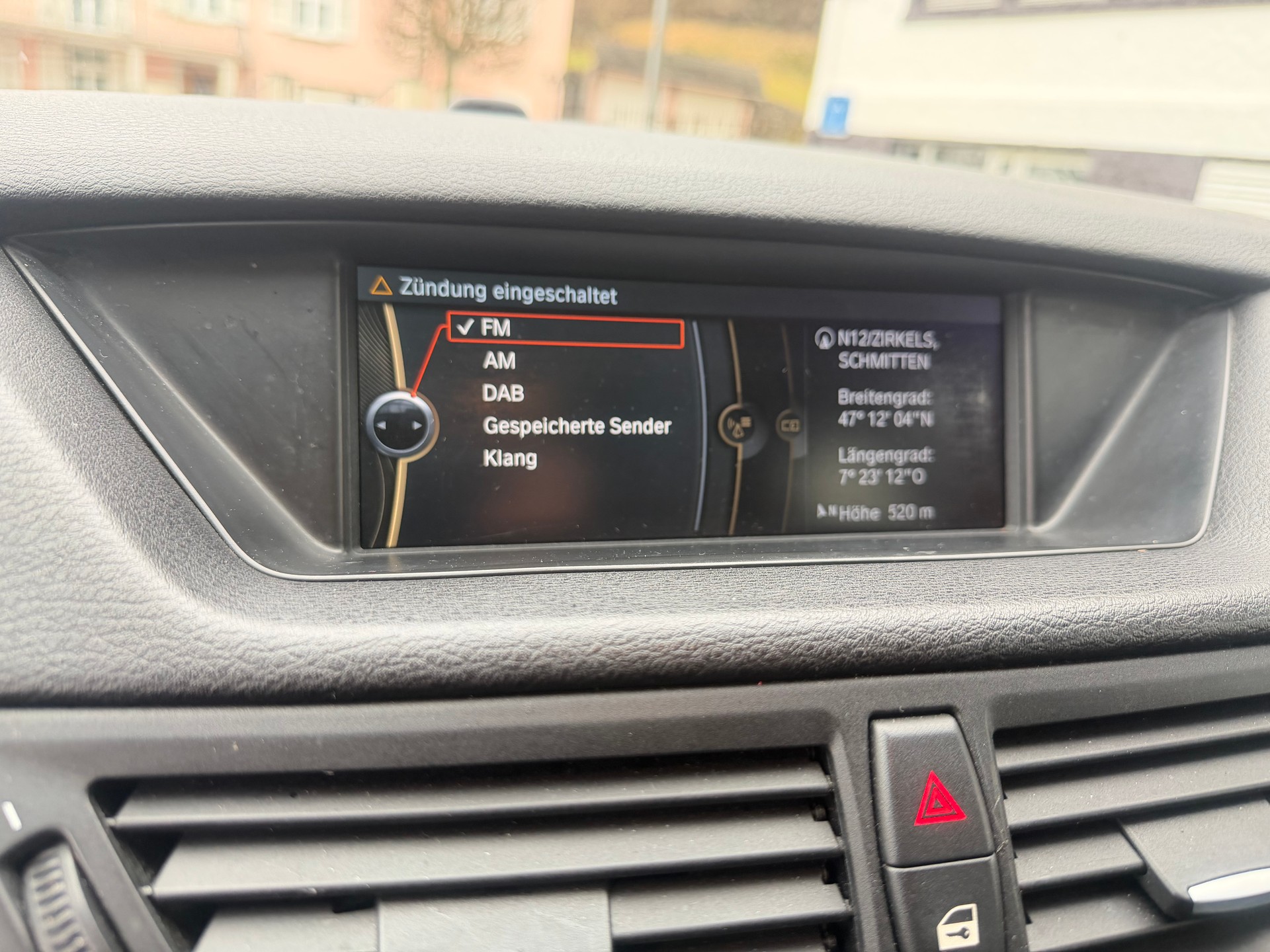 BMW X1 xDrive 28i Steptronic-image-14