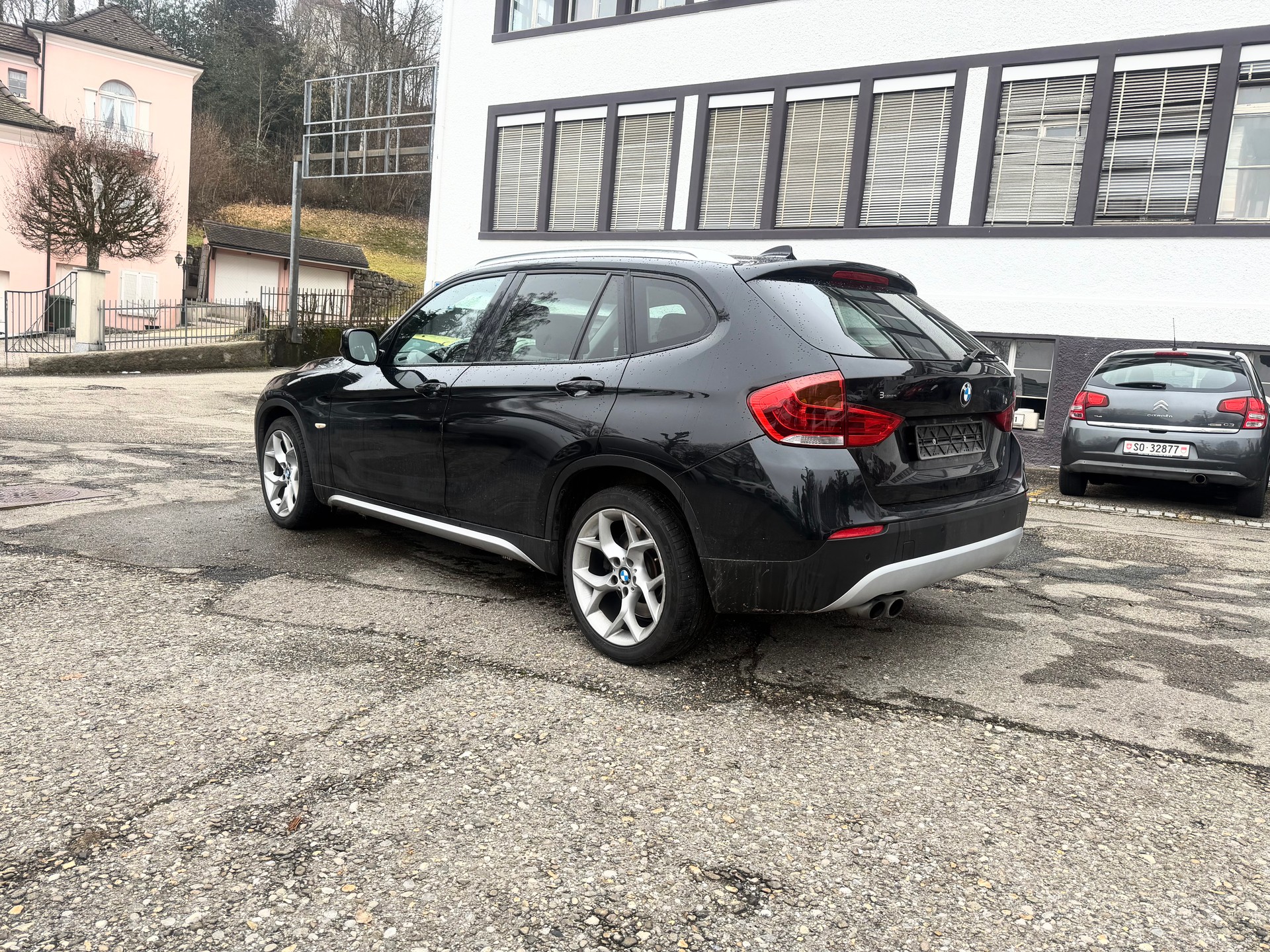 BMW X1 xDrive 28i Steptronic-image-4