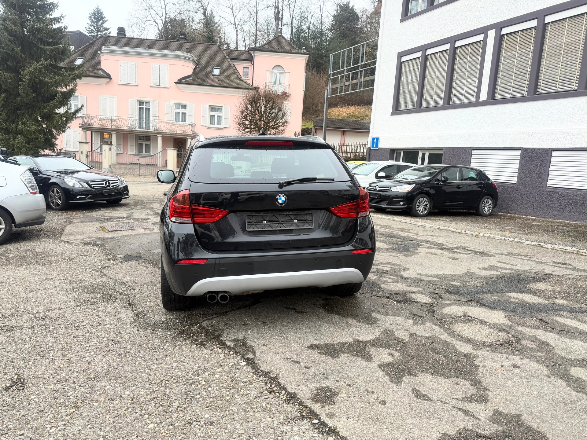 BMW X1 xDrive 28i Steptronic-image-5