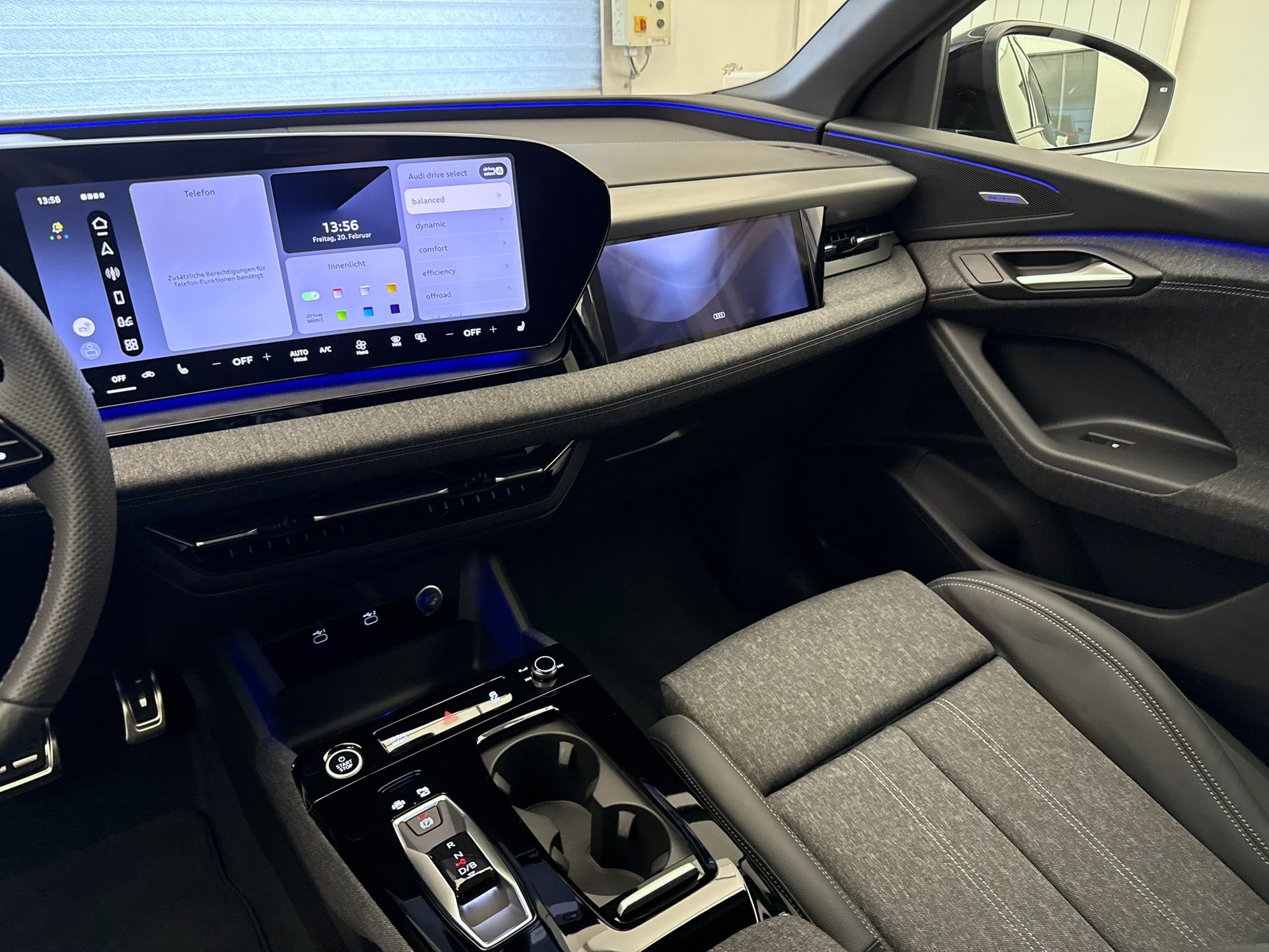 AUDI Q6 e-tron quattro-image-15