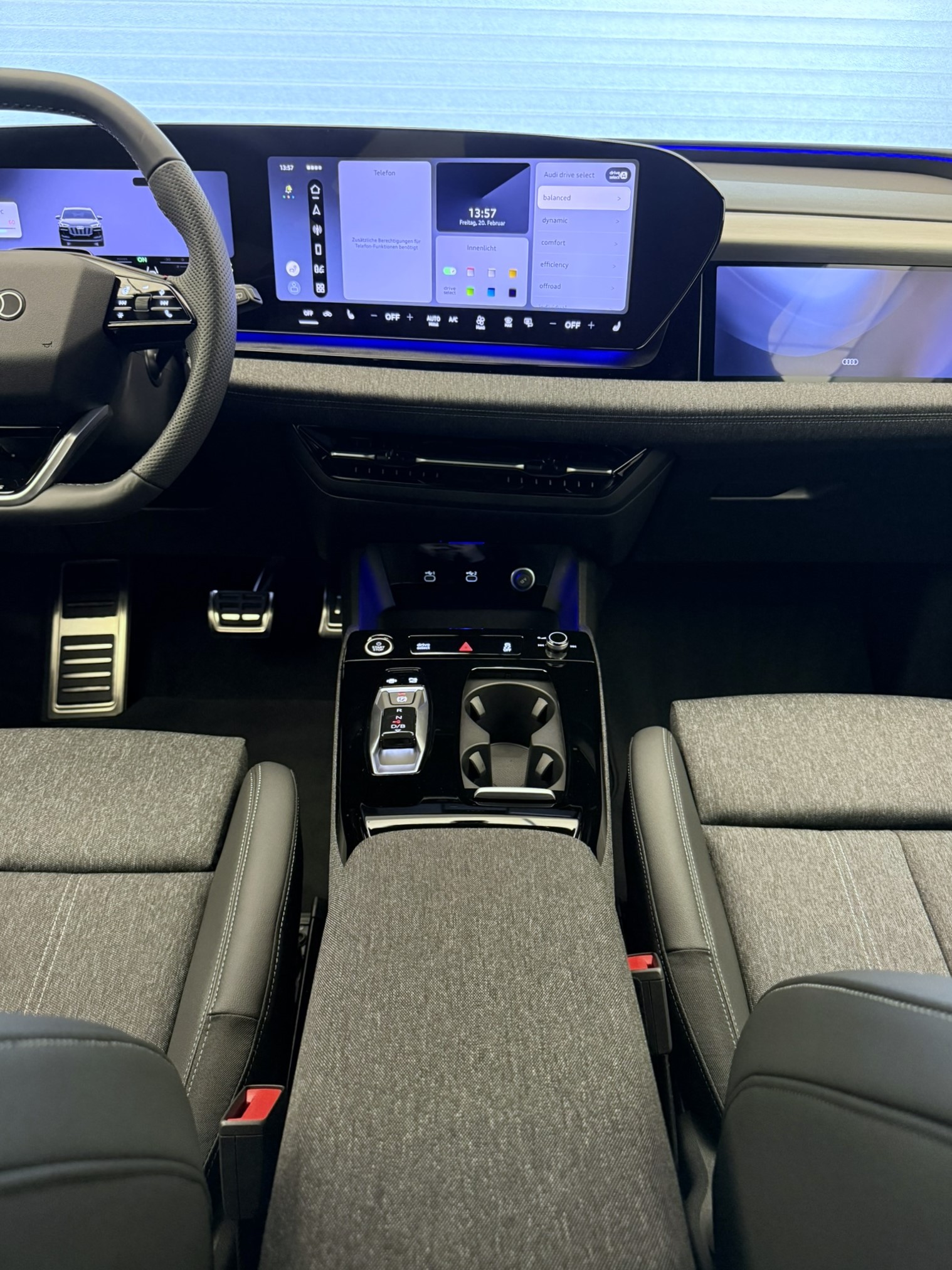 AUDI Q6 e-tron quattro-image-10