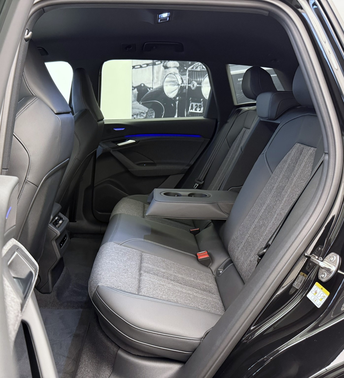 AUDI Q6 e-tron quattro-image-18