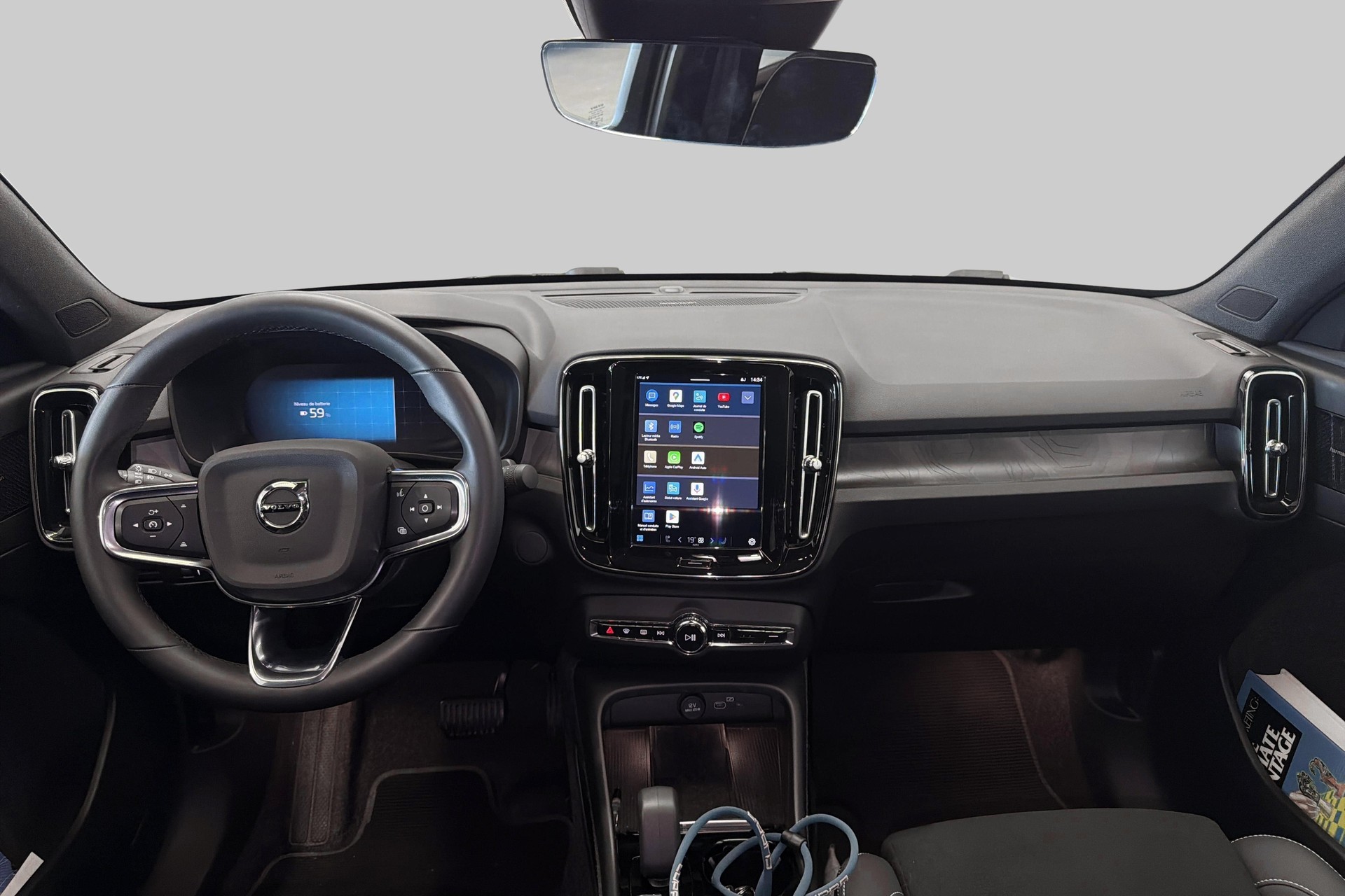 VOLVO C40 Recharge P8 Twin AWD Pure Electric Ultimate-image-16