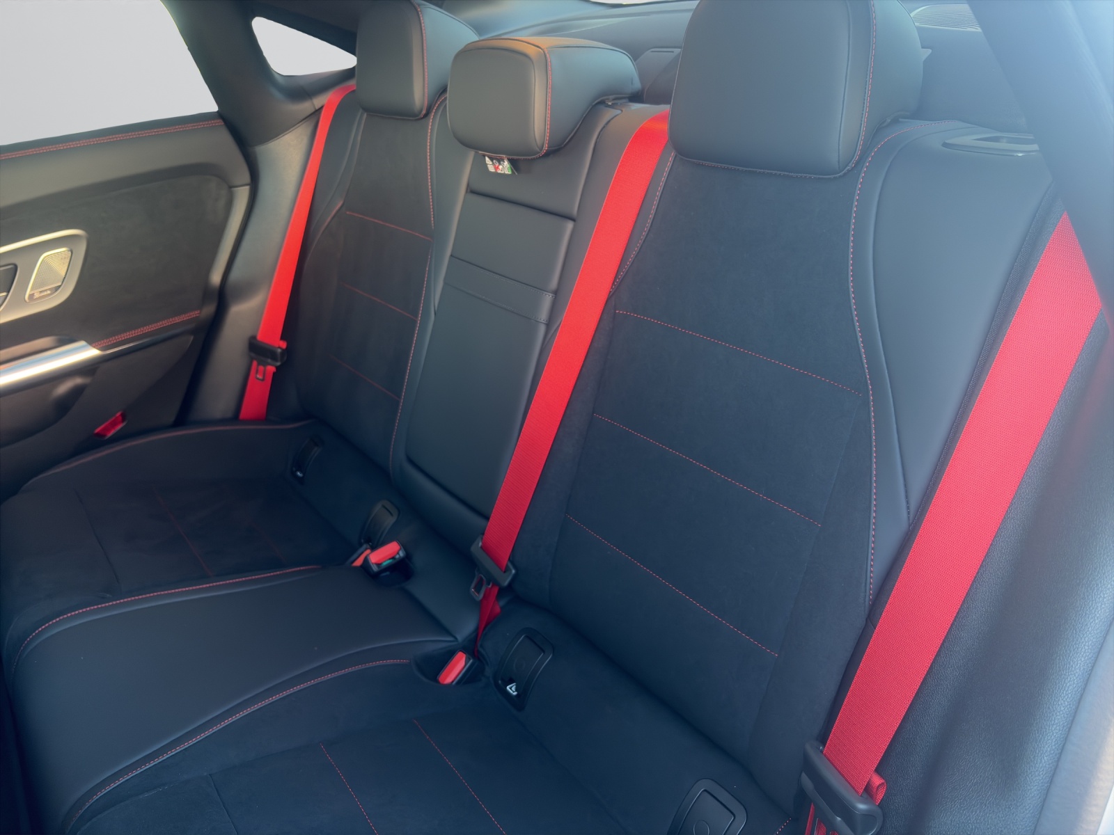 Image MERCEDES-BENZ CLA-350 CLA 350+ 85 kWh EQ