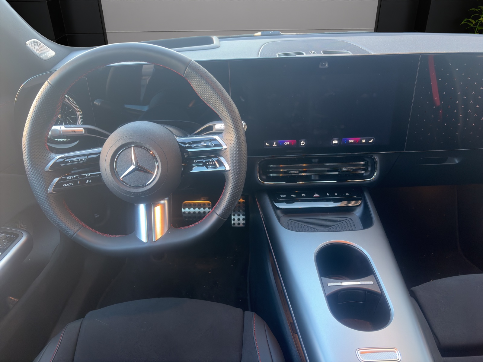 Image MERCEDES-BENZ CLA-350 CLA 350+ 85 kWh EQ