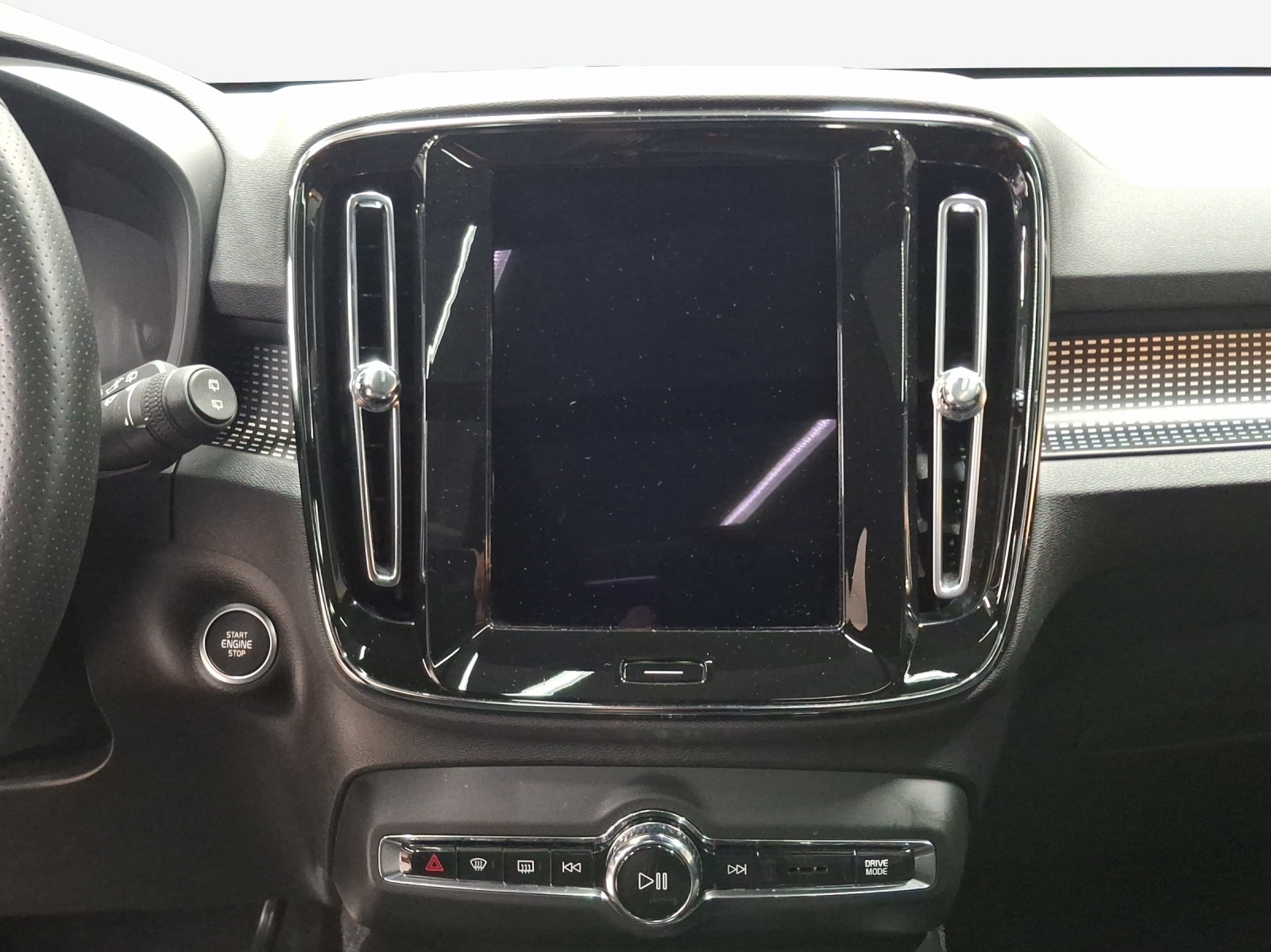 VOLVO XC40 T5 TwE R-Design DCT-image-11