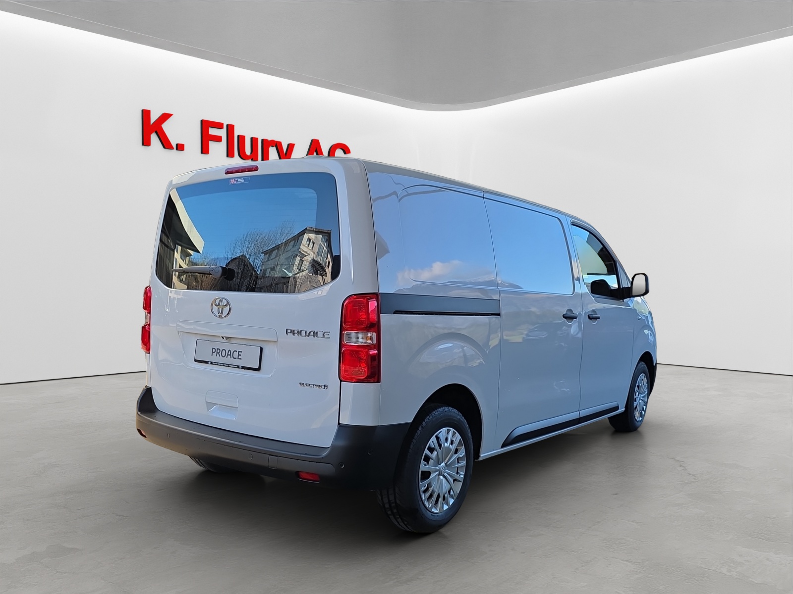 TOYOTA PROACE Van L1 50KWh Advanced-image-4