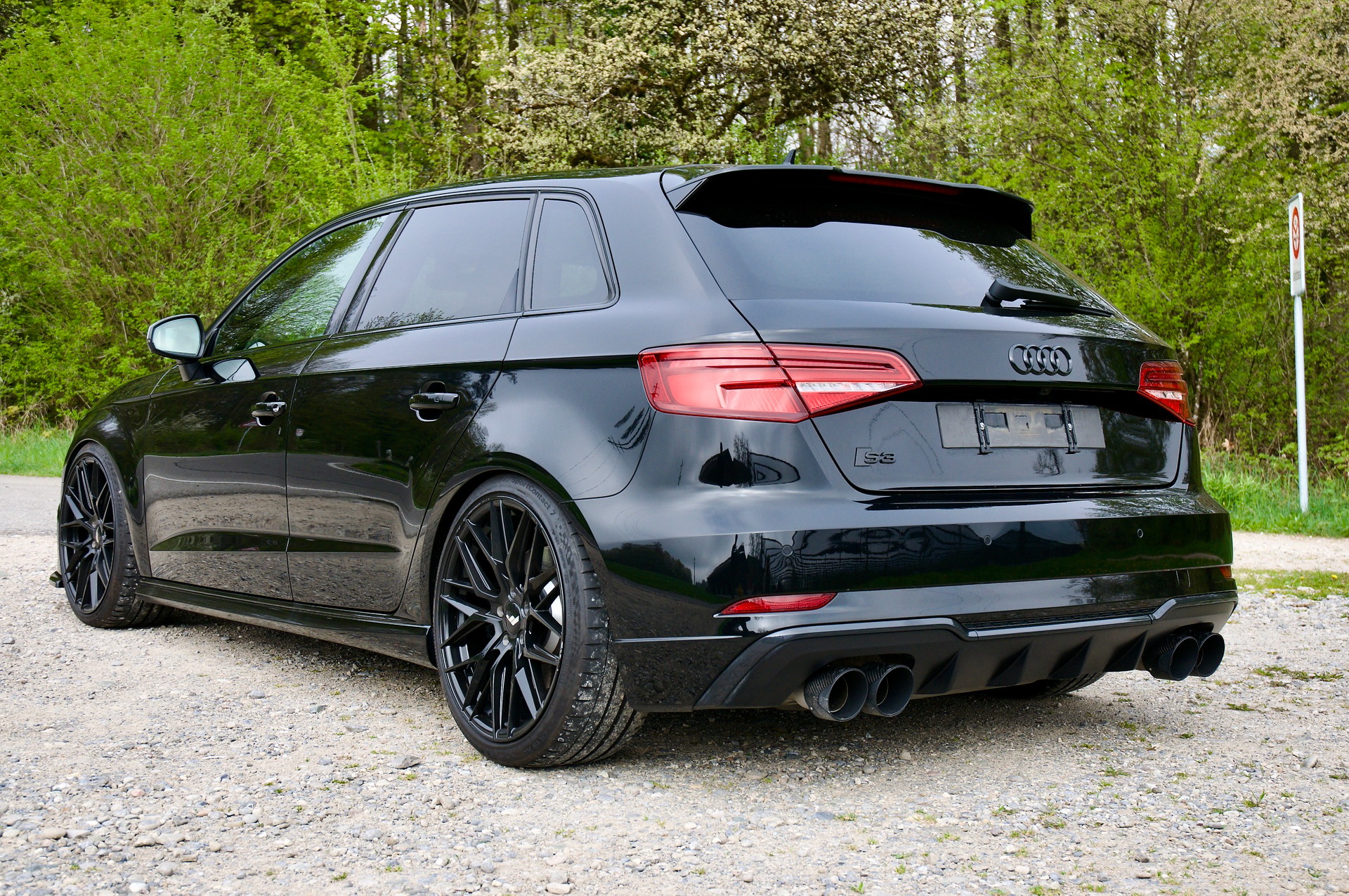 AUDI S3 Sportback 2.0 TFSI quattro S-tronic-image-1