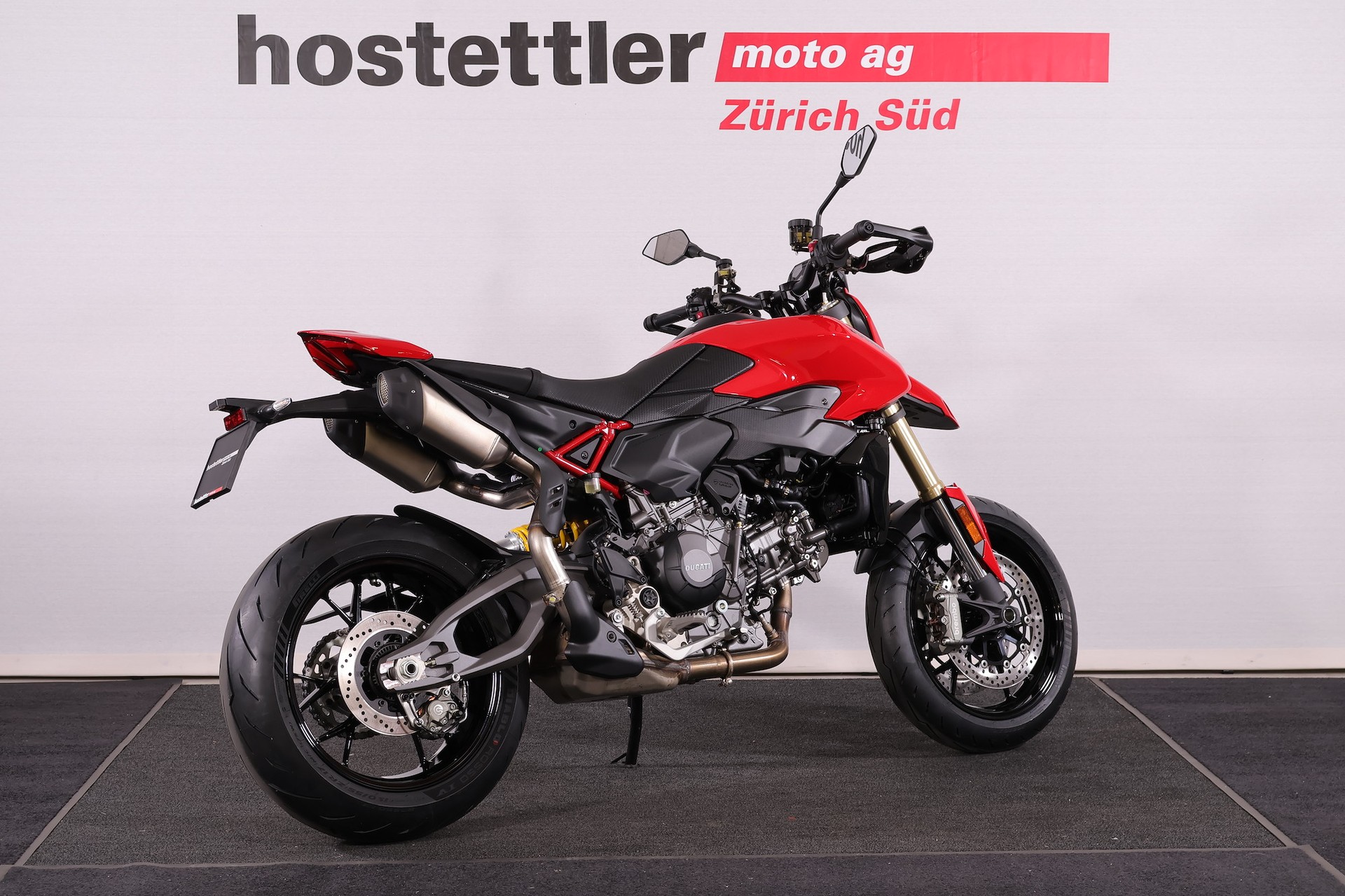 DUCATI 890 Hypermotard V2-image-4