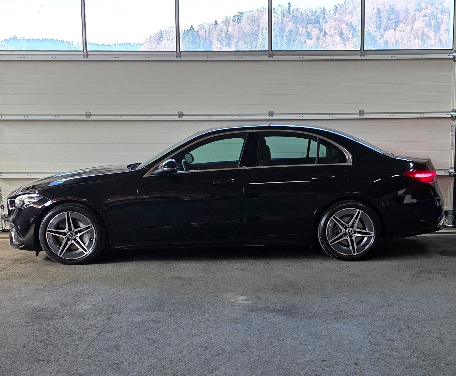 MERCEDES-BENZ C 300 d AMG LINE *Elektrische Sitze*Rückfahrkamera*AHK*Lenkradheizung*-image-1