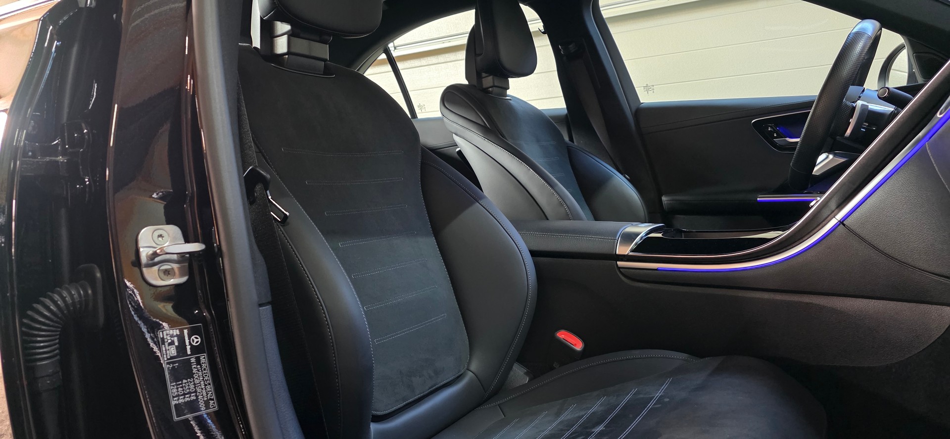 MERCEDES-BENZ C 300 d AMG LINE *Elektrische Sitze*Rückfahrkamera*AHK*Lenkradheizung*-image-25