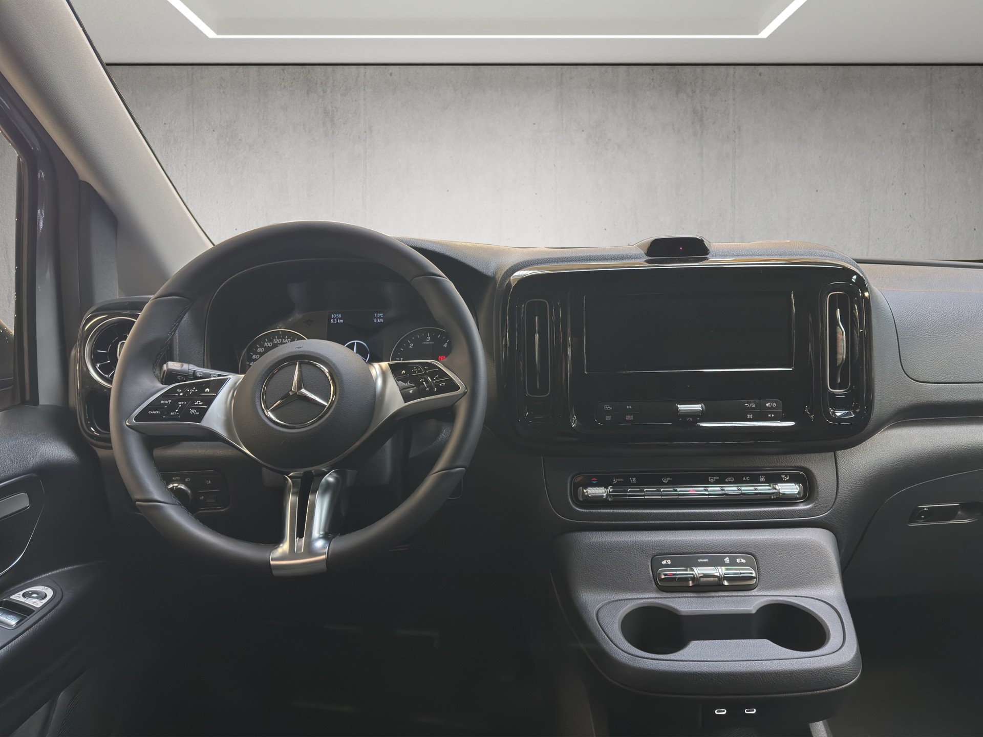 MERCEDES-BENZ Vito 116 CDI Lang Tourer 9G-Tronic 4M Select-image-8