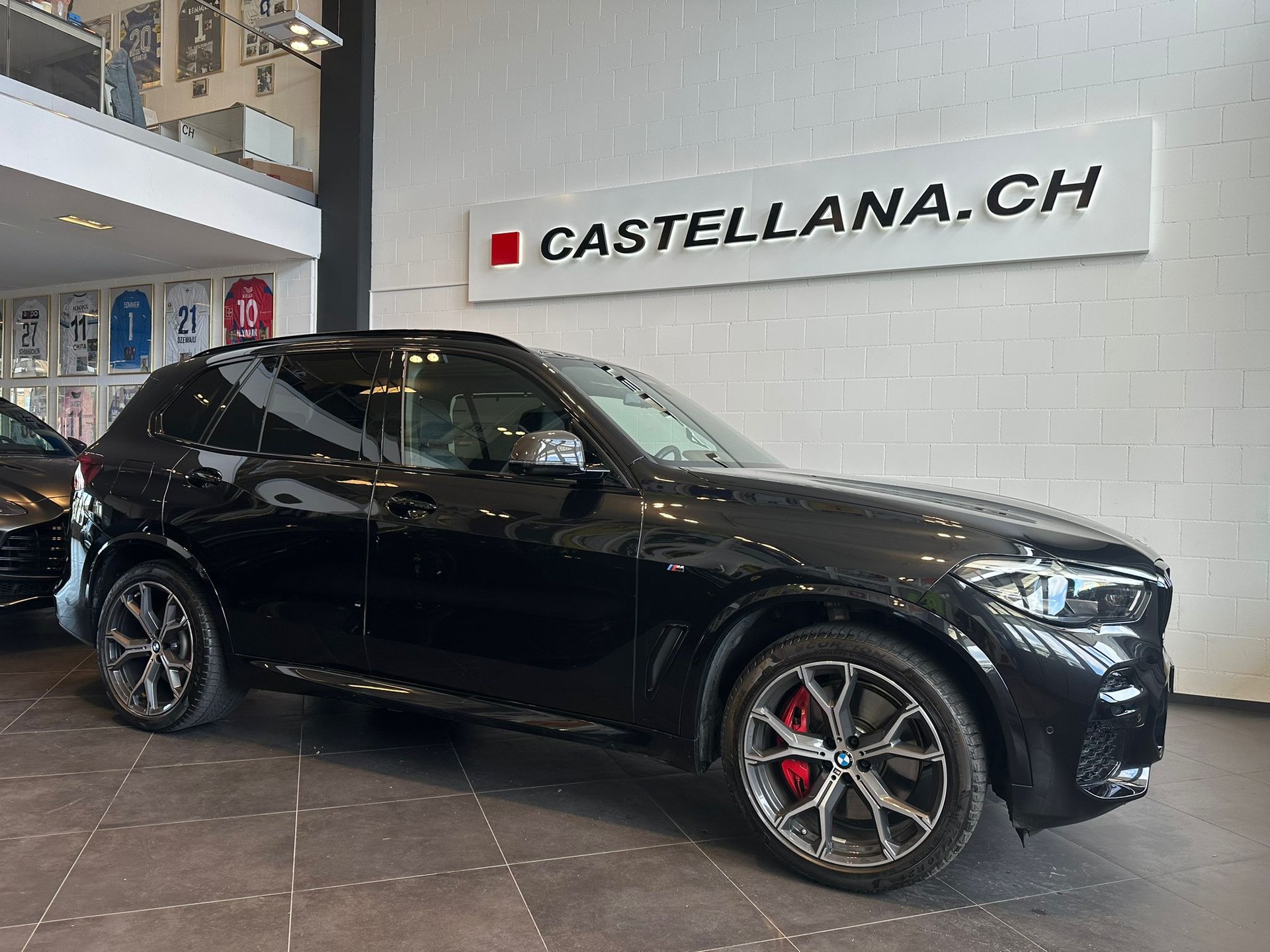 BMW X5 xDrive45e M Sport Steptronic-image-0