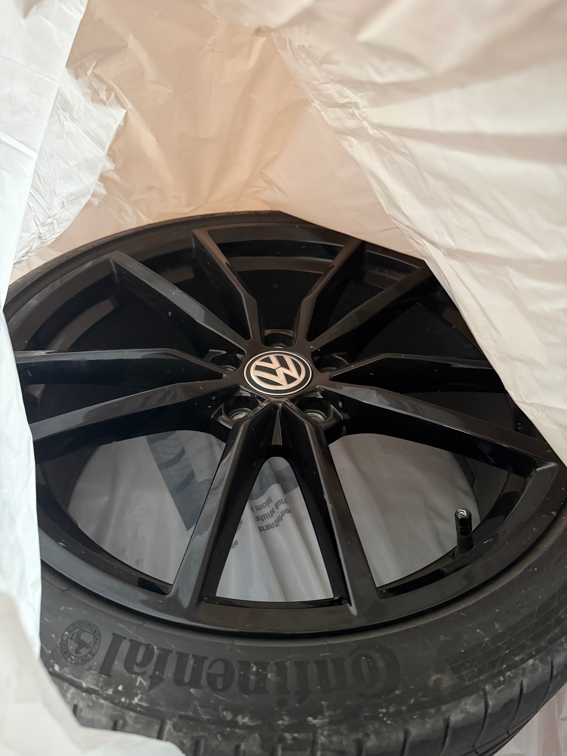 VW Golf Variant 2.0 TSI R 4Motion DSG Panoramadach-image-6
