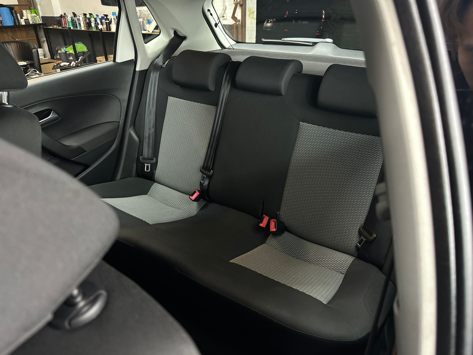 VW Polo 1.6 TDI Comfortline DSG-image-8
