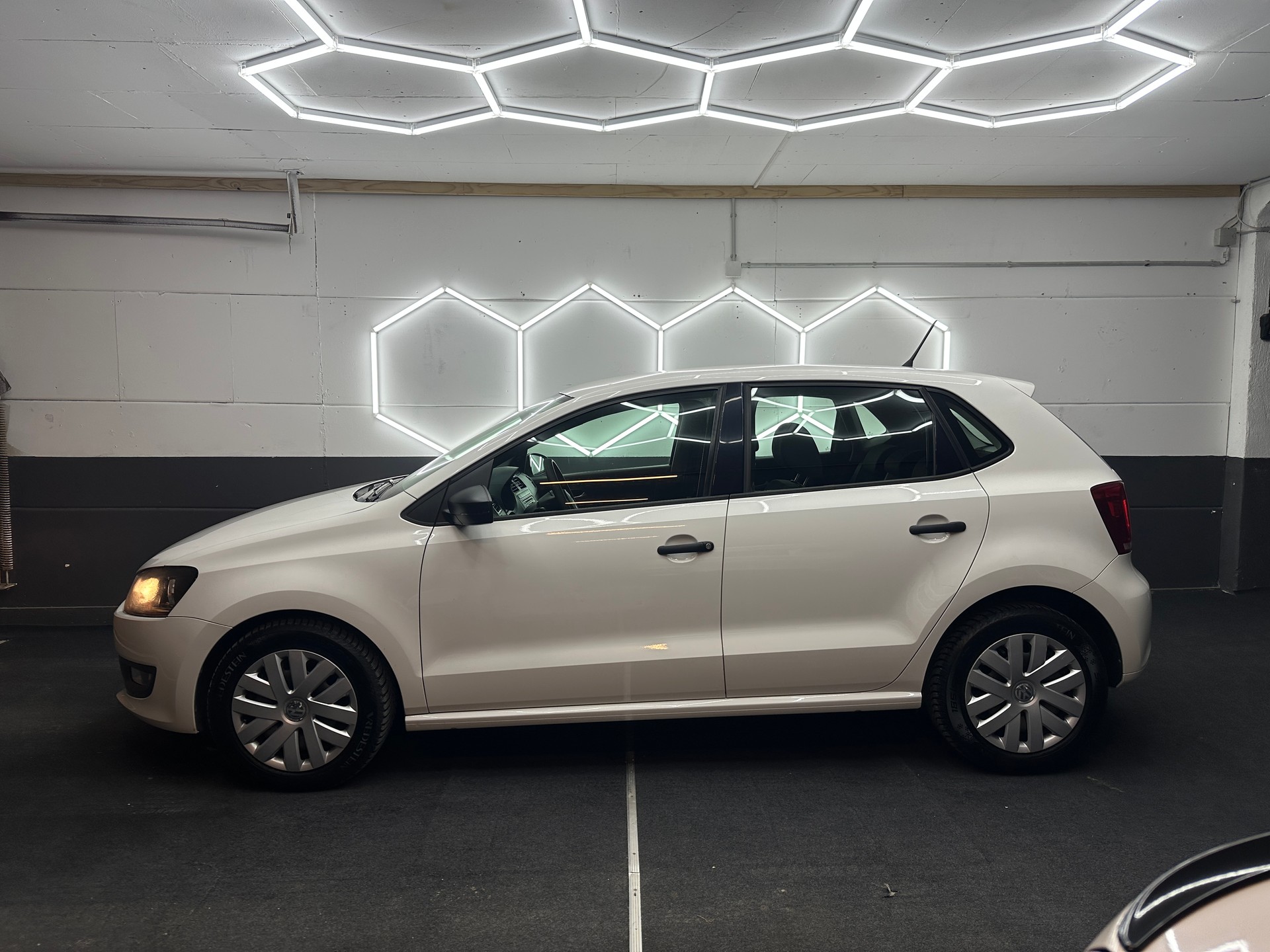 VW Polo 1.6 TDI Comfortline DSG-image-1